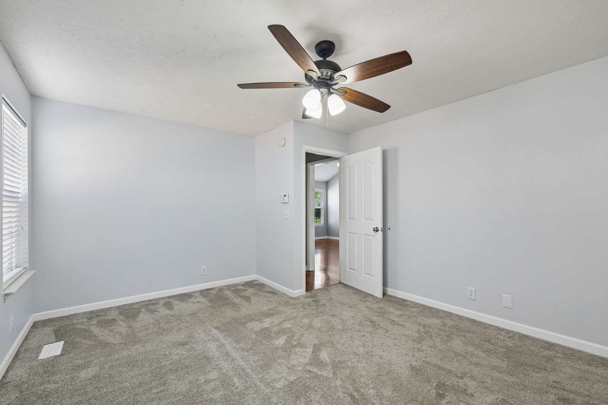 1328 Peachtree St