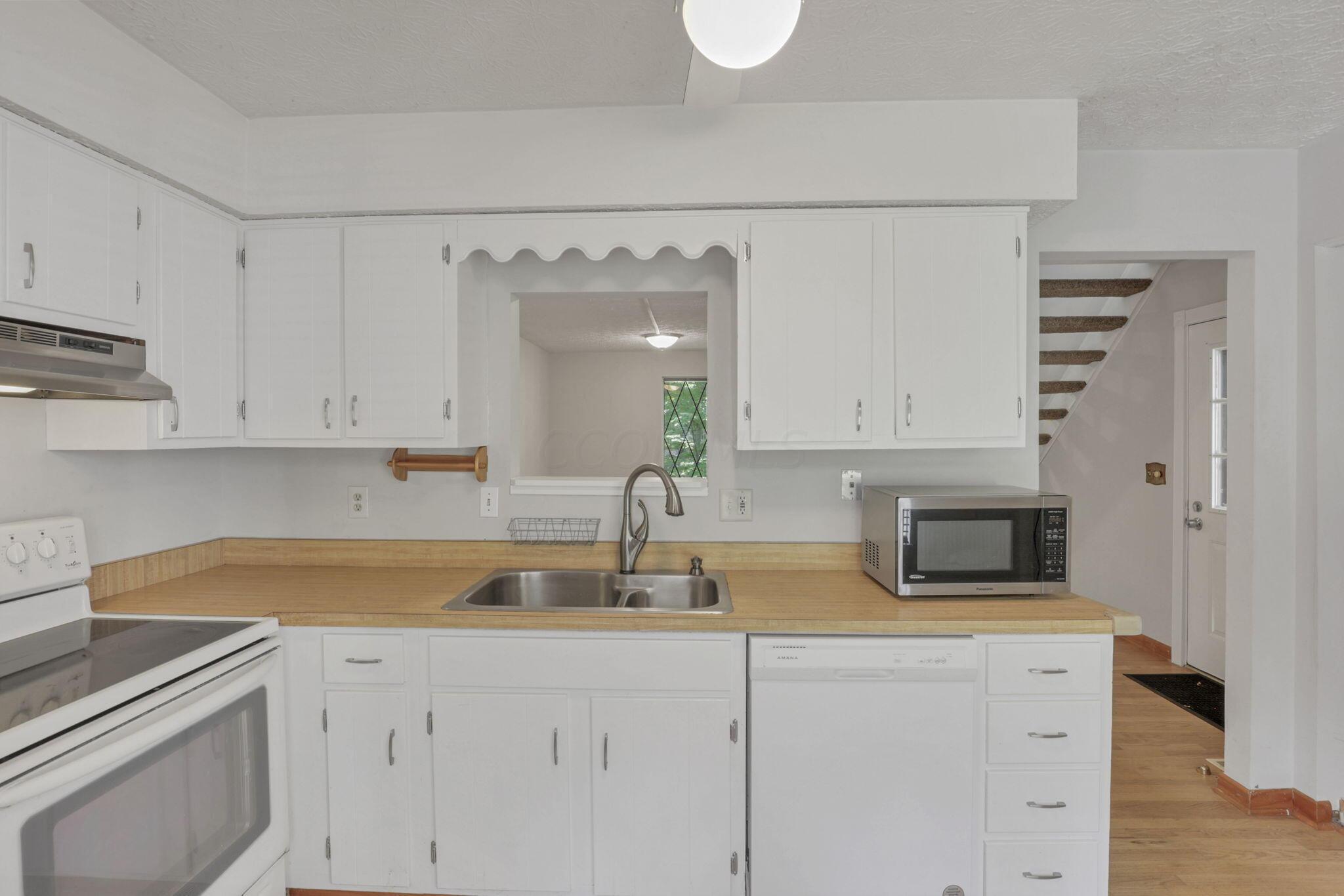 3034 Cooper Bluff Drive
