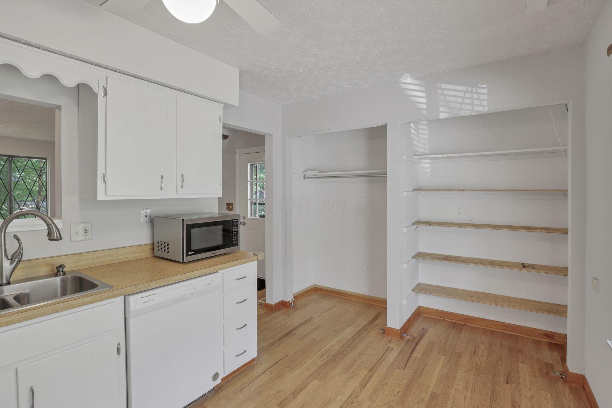 3034 Cooper Bluff Drive