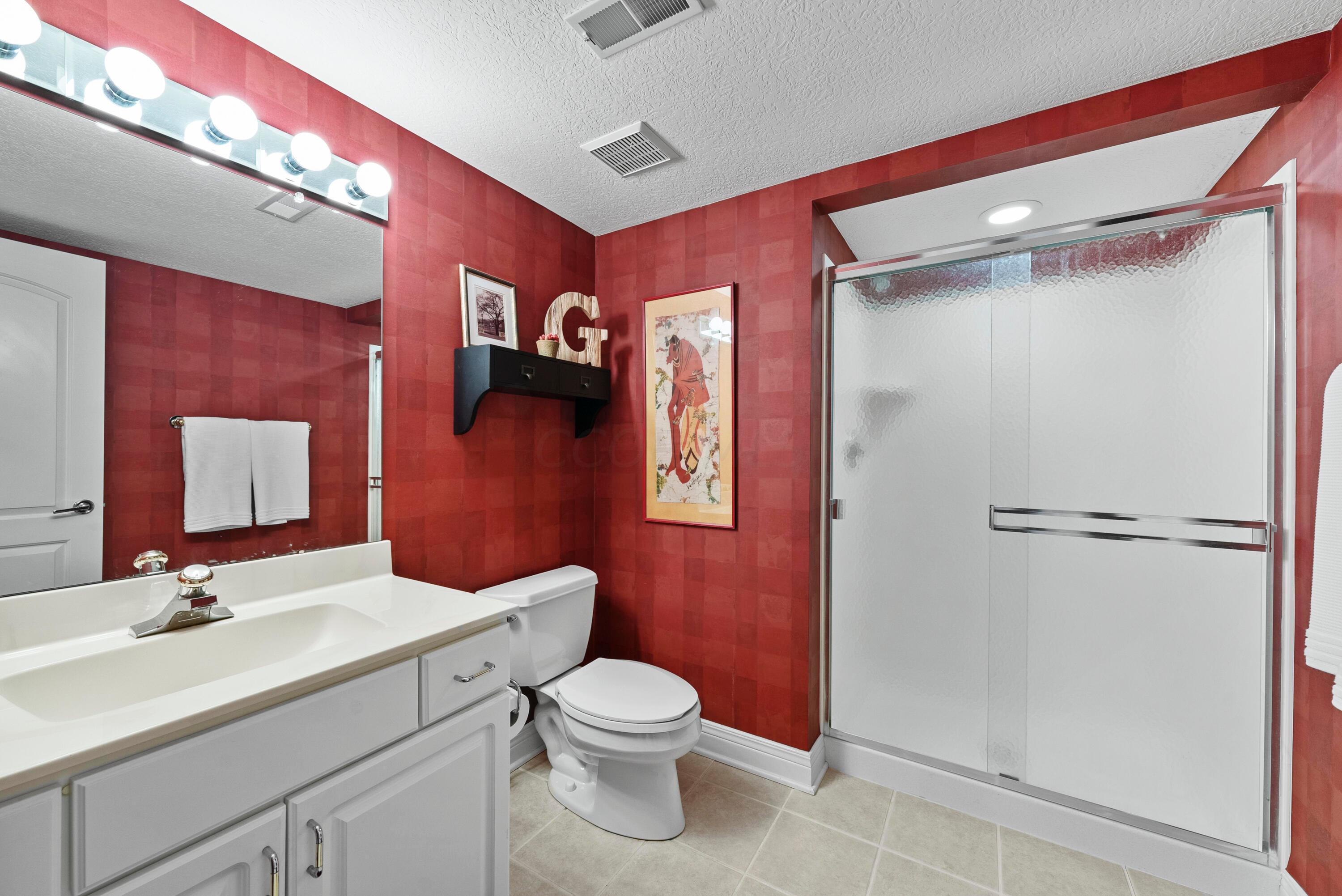 5222 Medallion Drive E