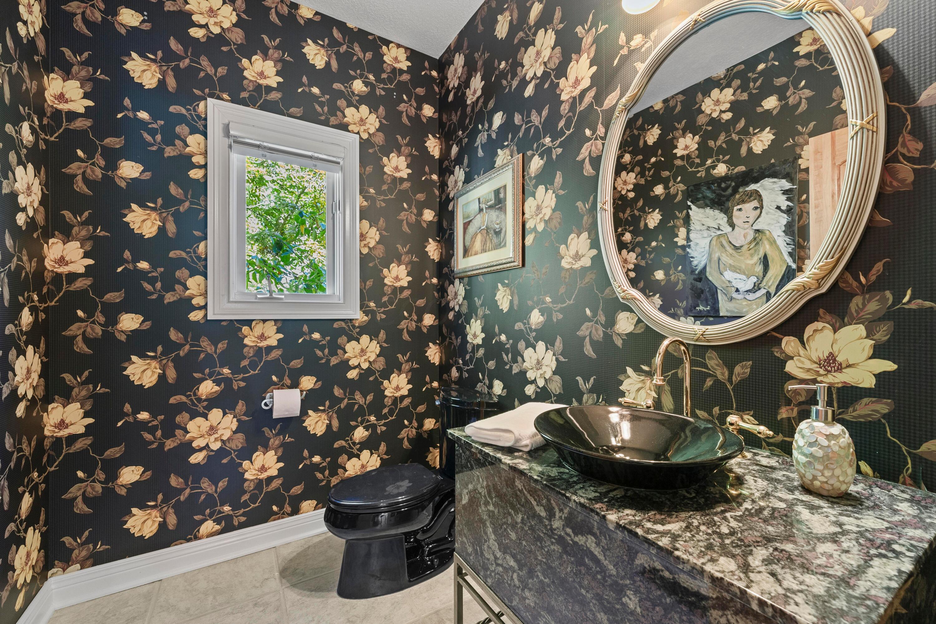 5222 Medallion Drive E