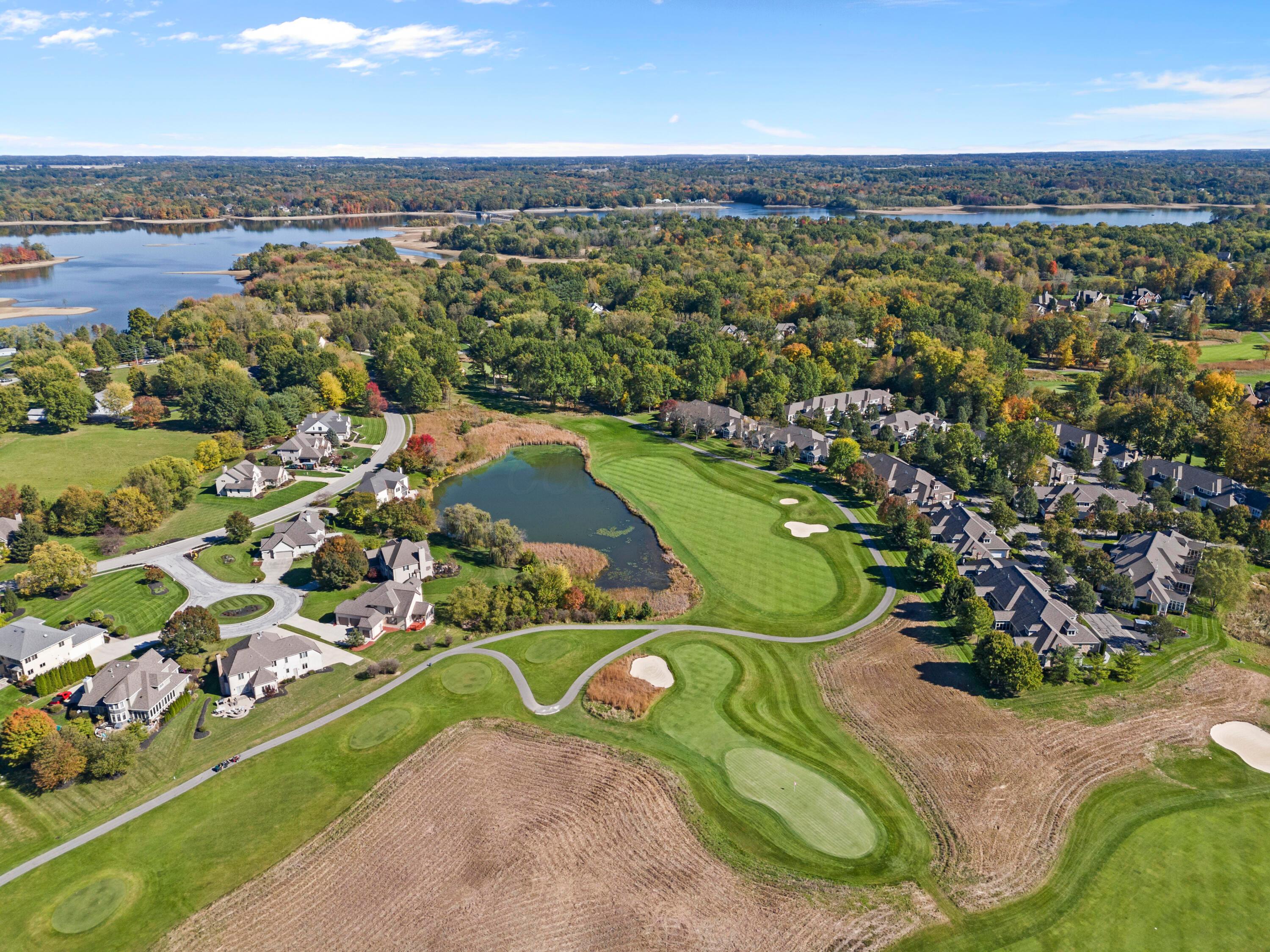 5222 Medallion Drive E