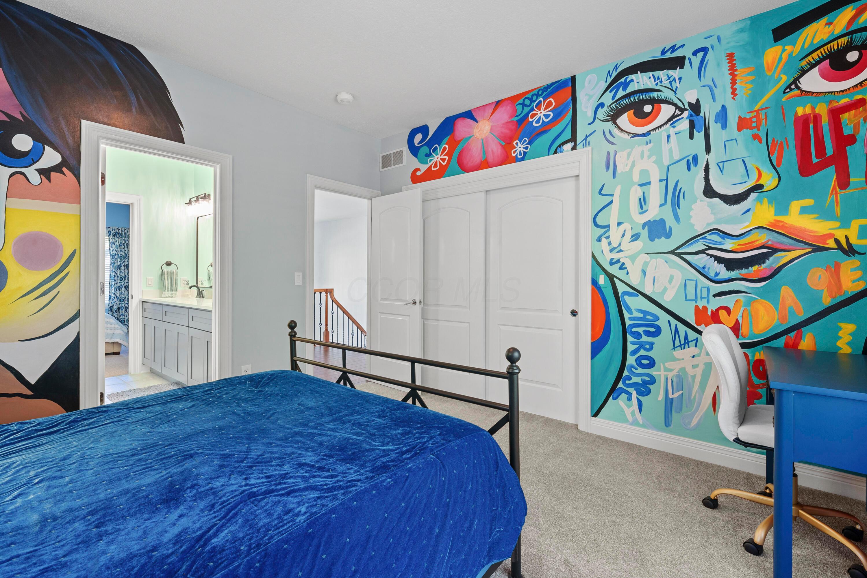 5222 Medallion Drive E