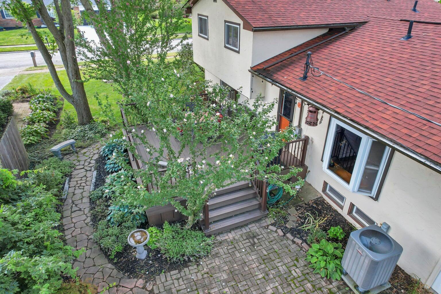 5002 Hibbs Drive
