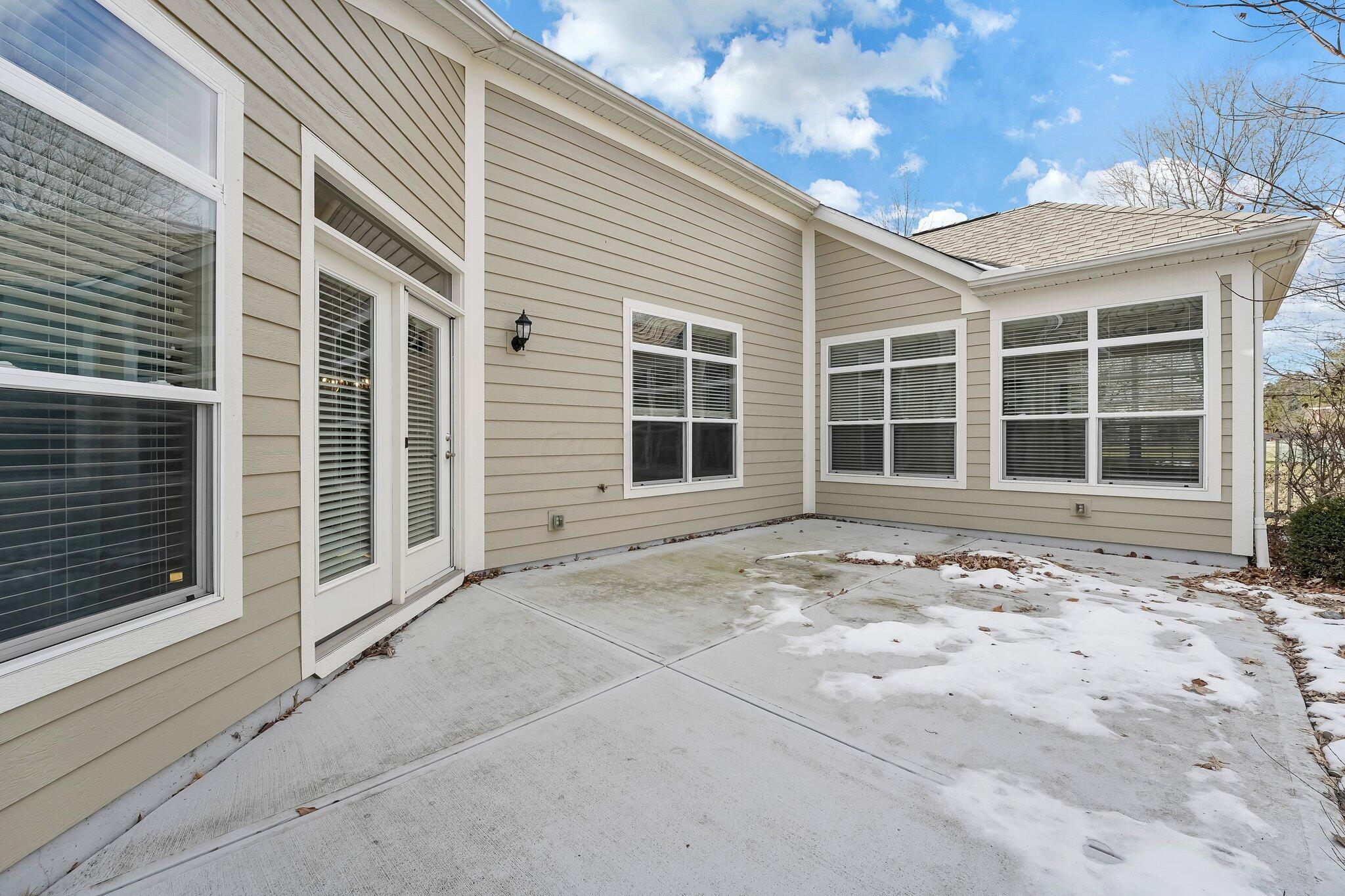 6798 Garden View Dr Drive