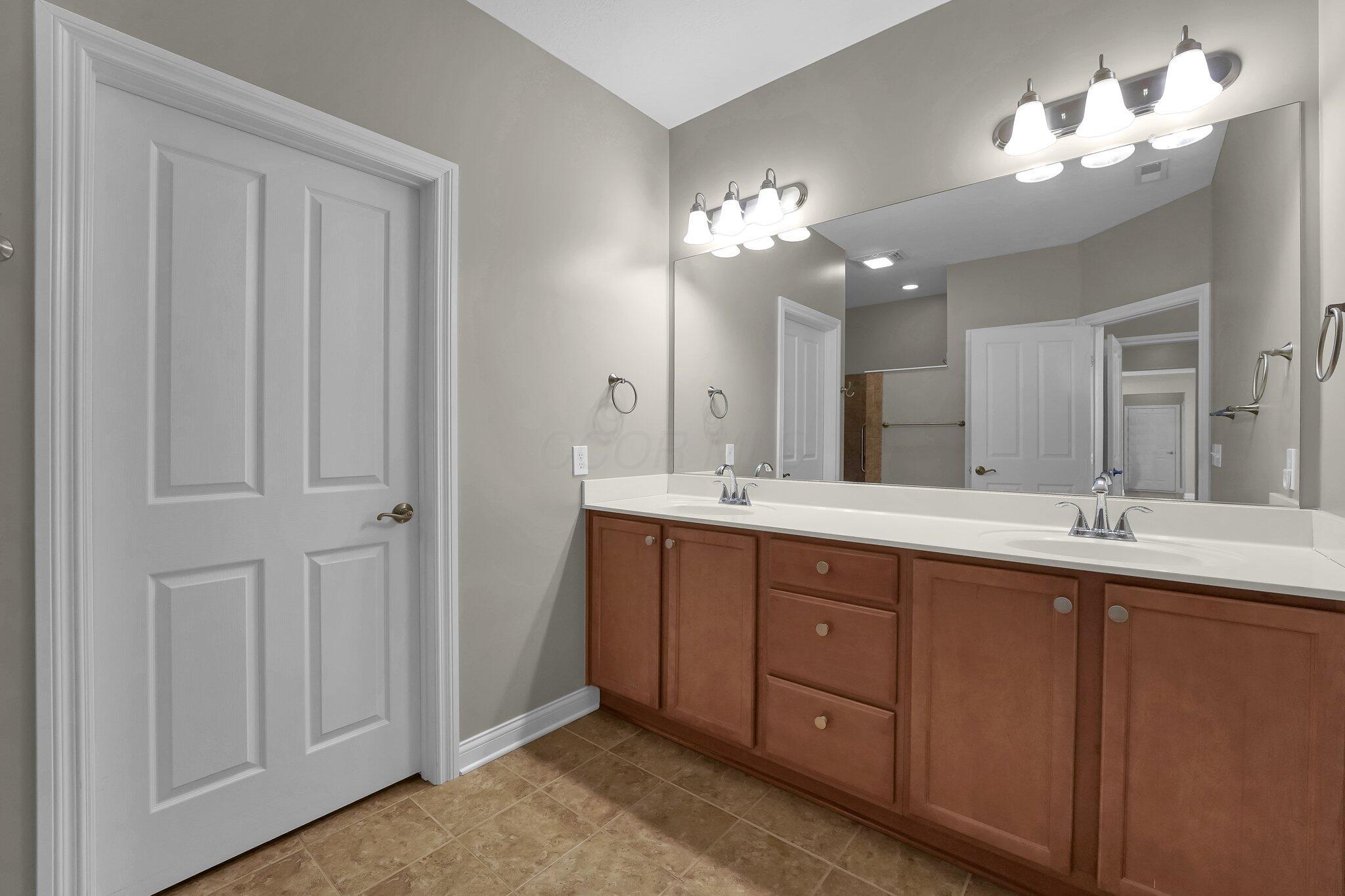 6798 Garden View Dr Drive