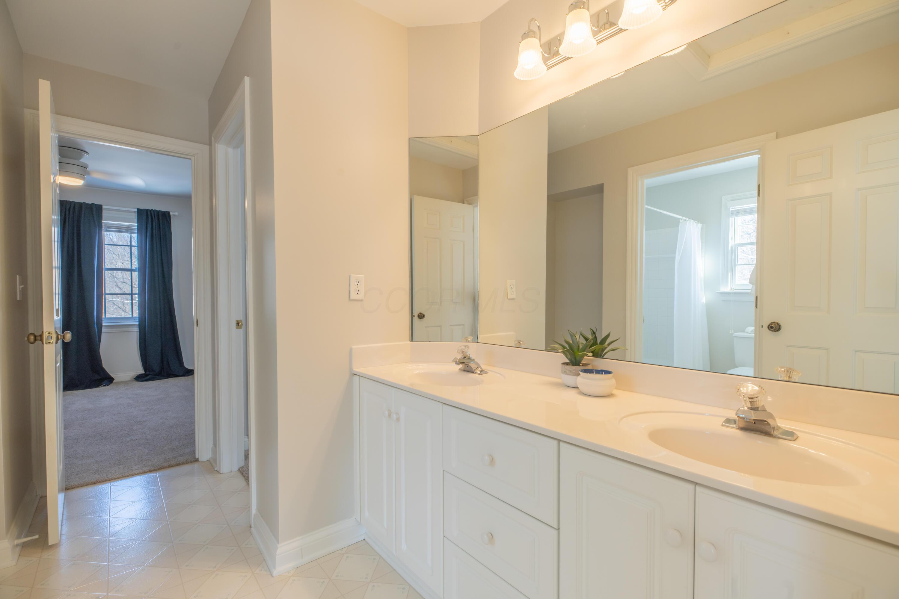 5111 Oakmont Place