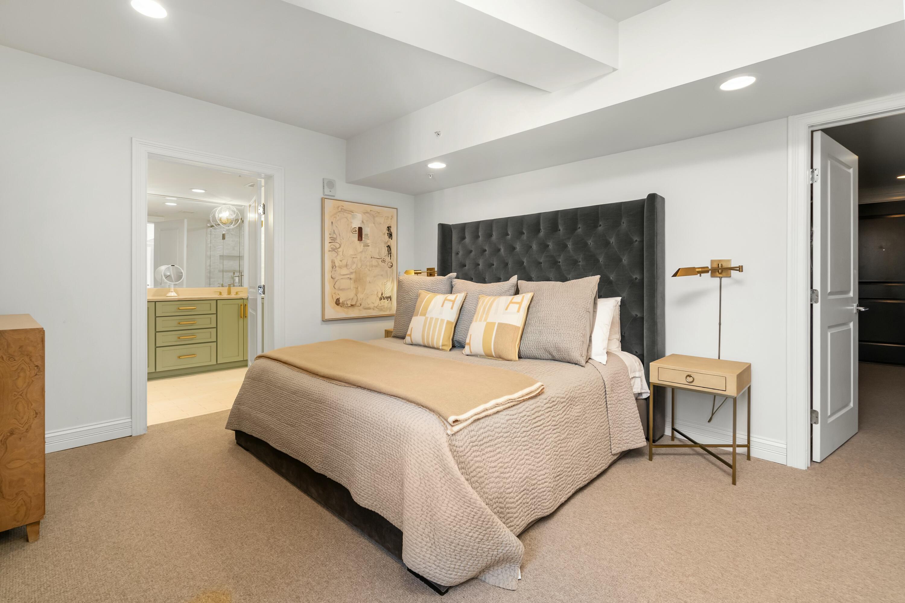 50 W Broad Street, 3603