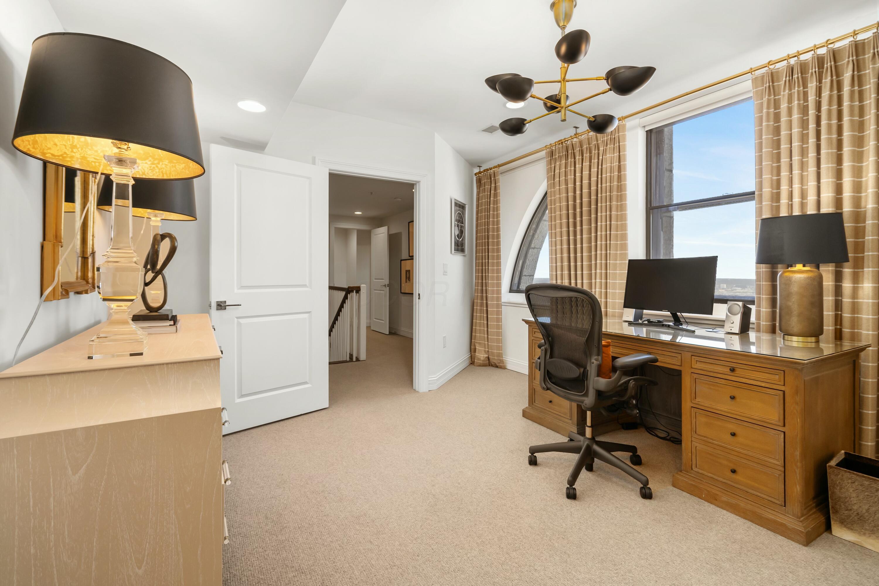 50 W Broad Street, 3603