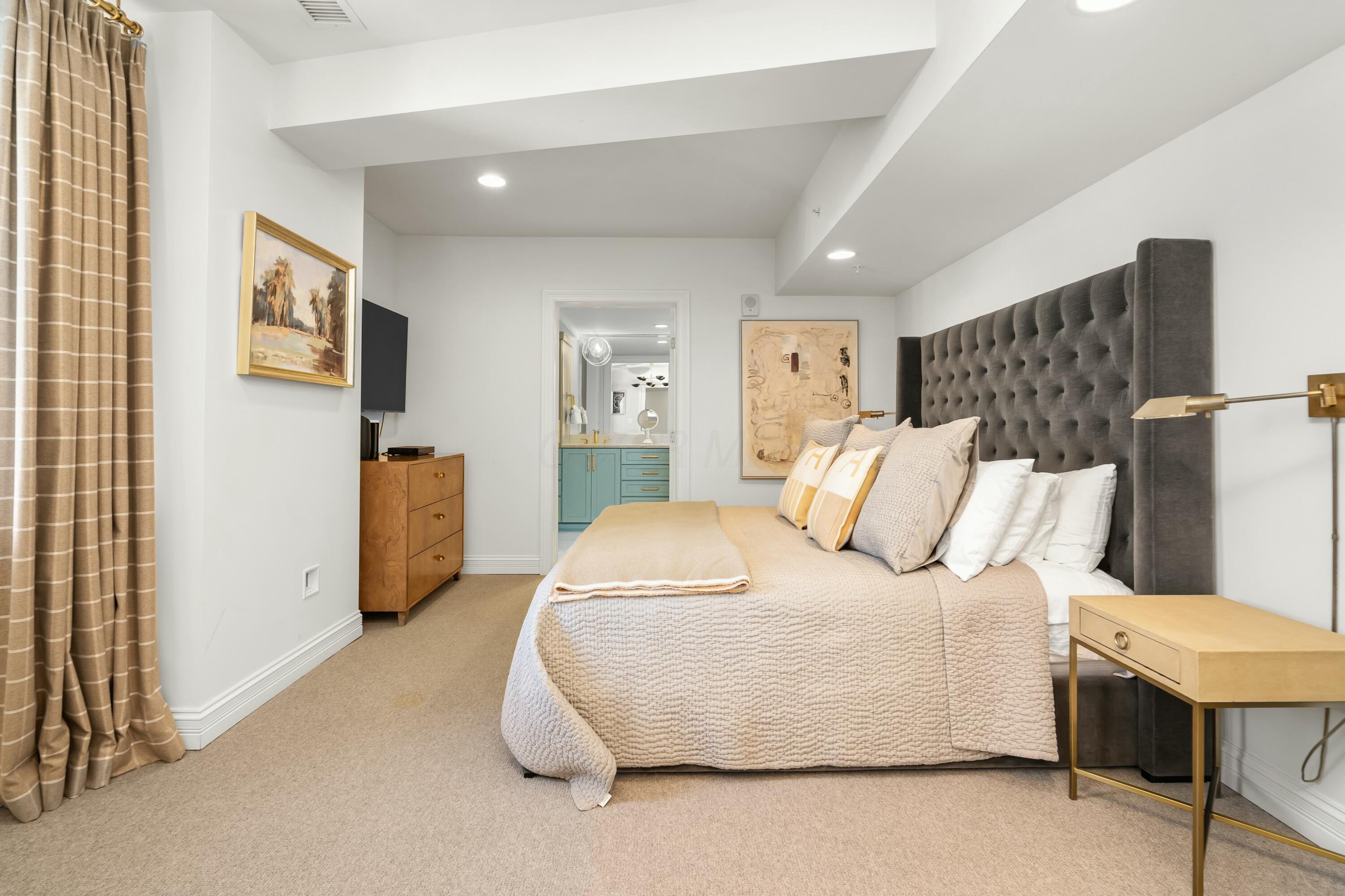 50 W Broad Street, 3603