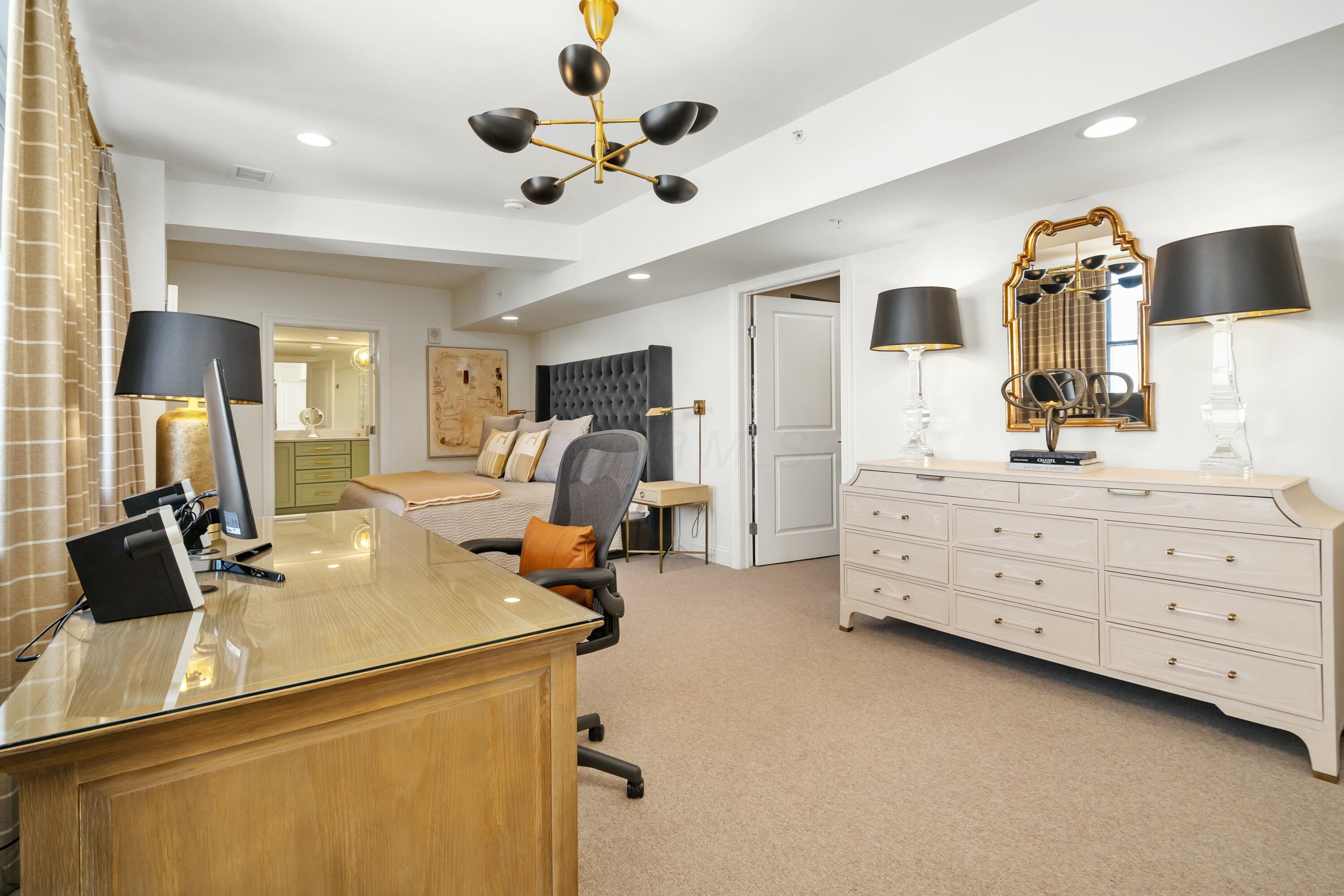 50 W Broad Street, 3603