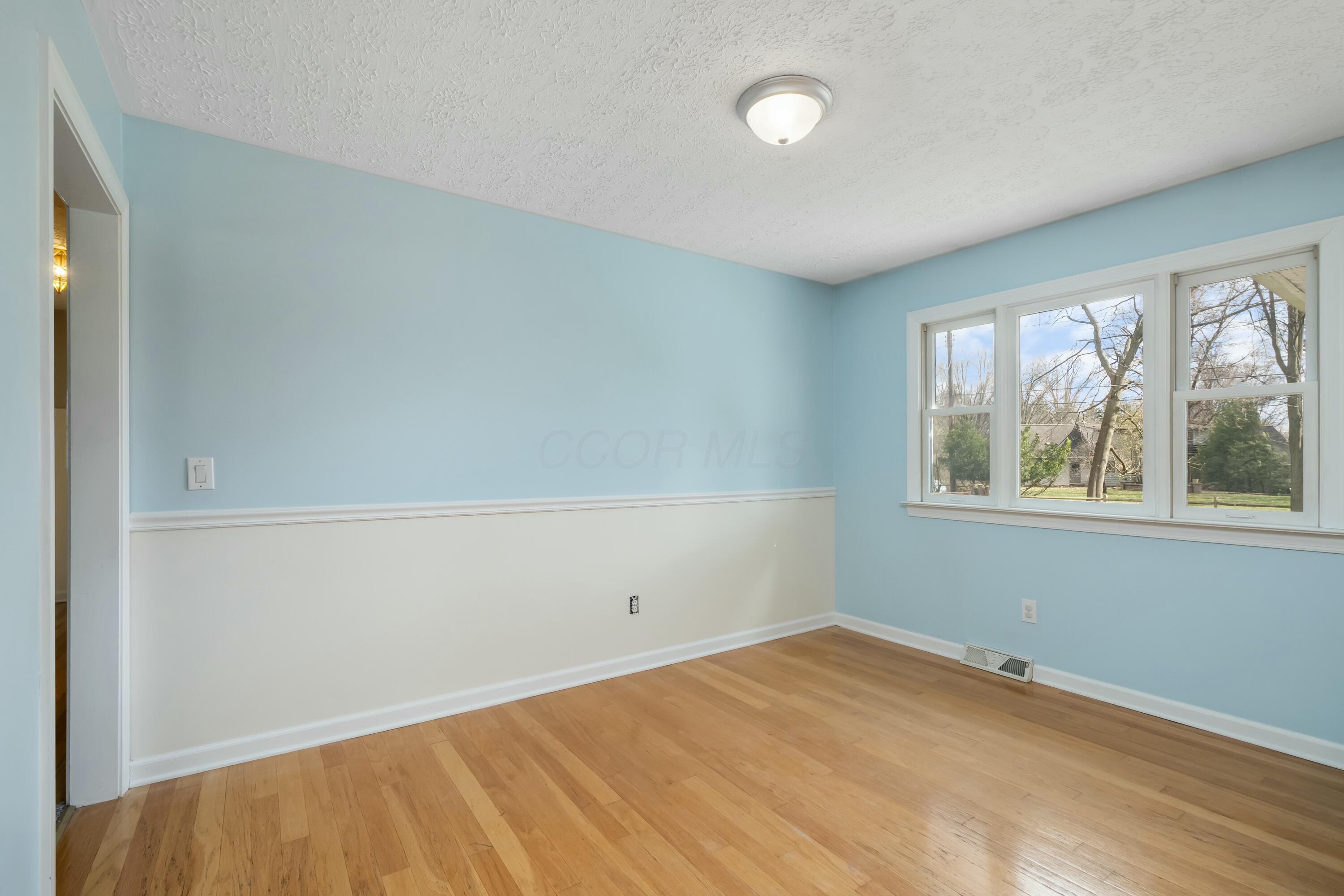 135 Heischman Avenue