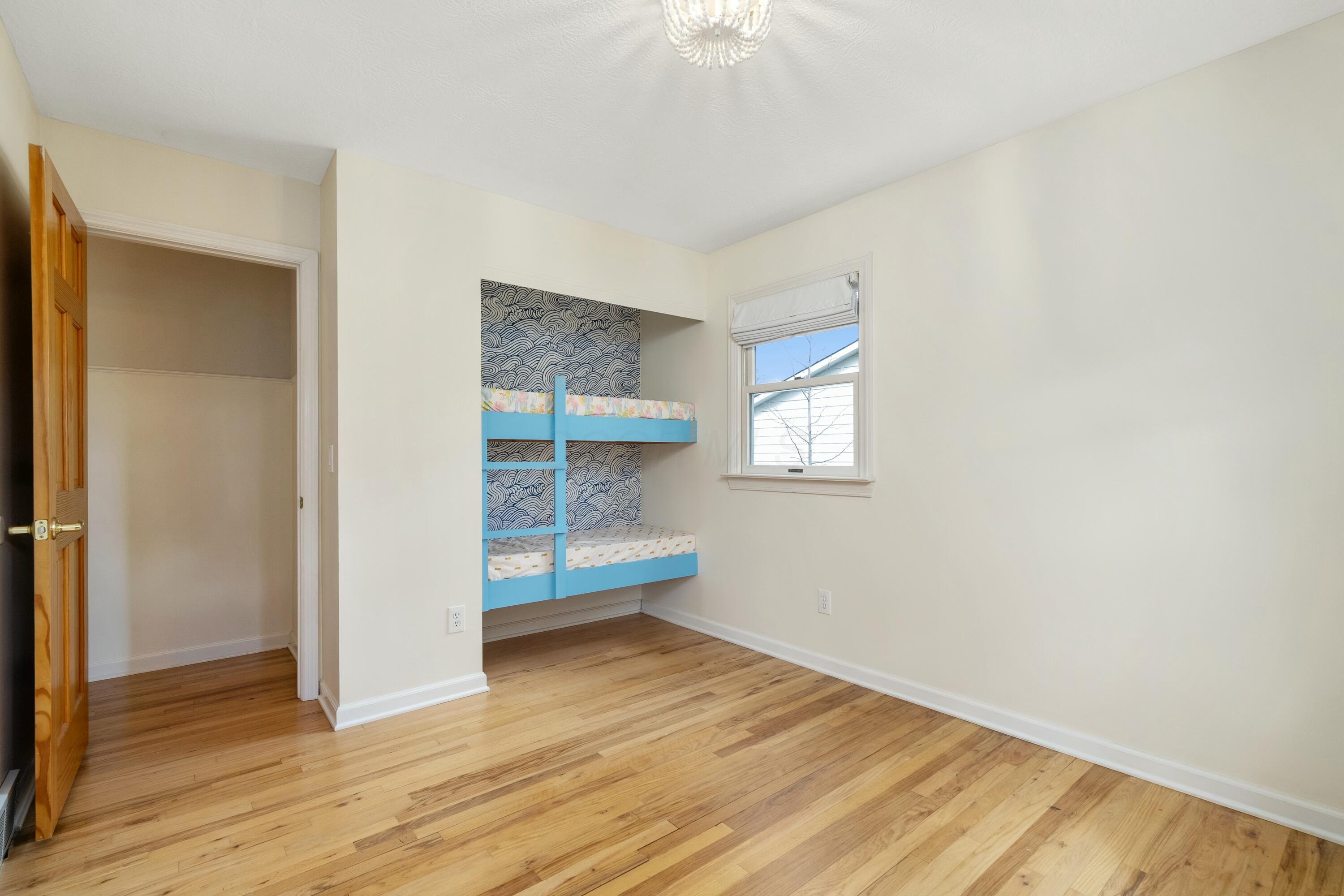 135 Heischman Avenue