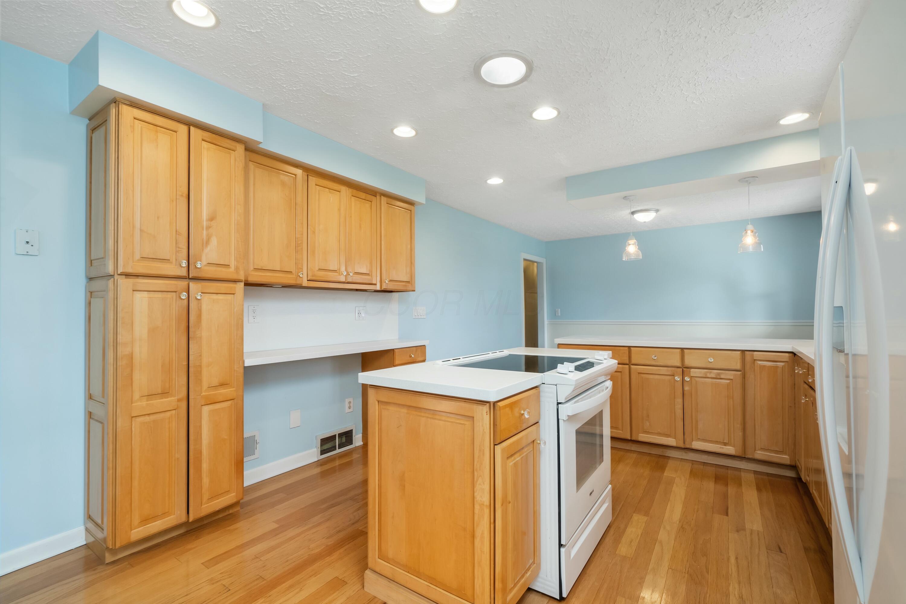 135 Heischman Avenue