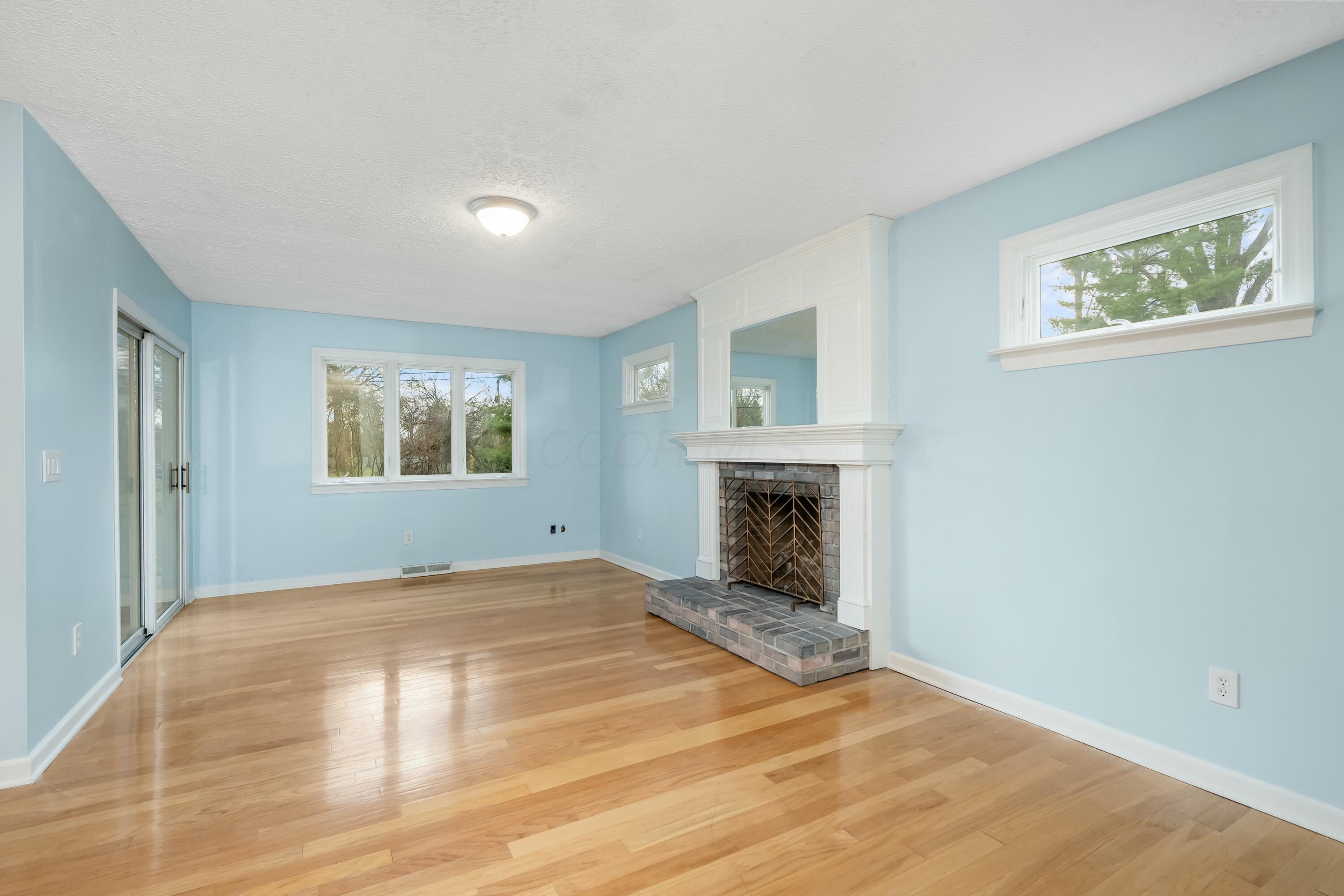 135 Heischman Avenue