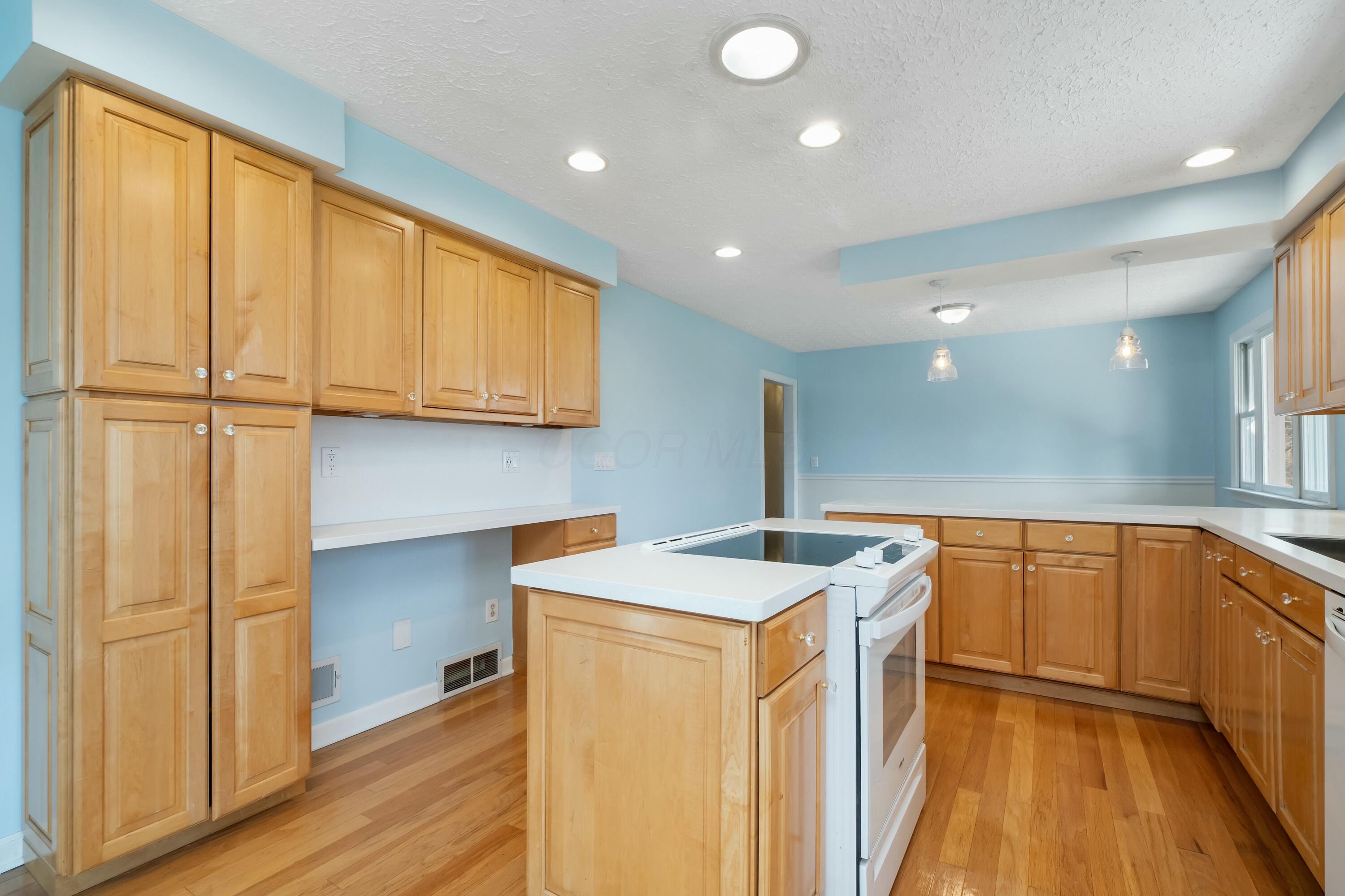 135 Heischman Avenue
