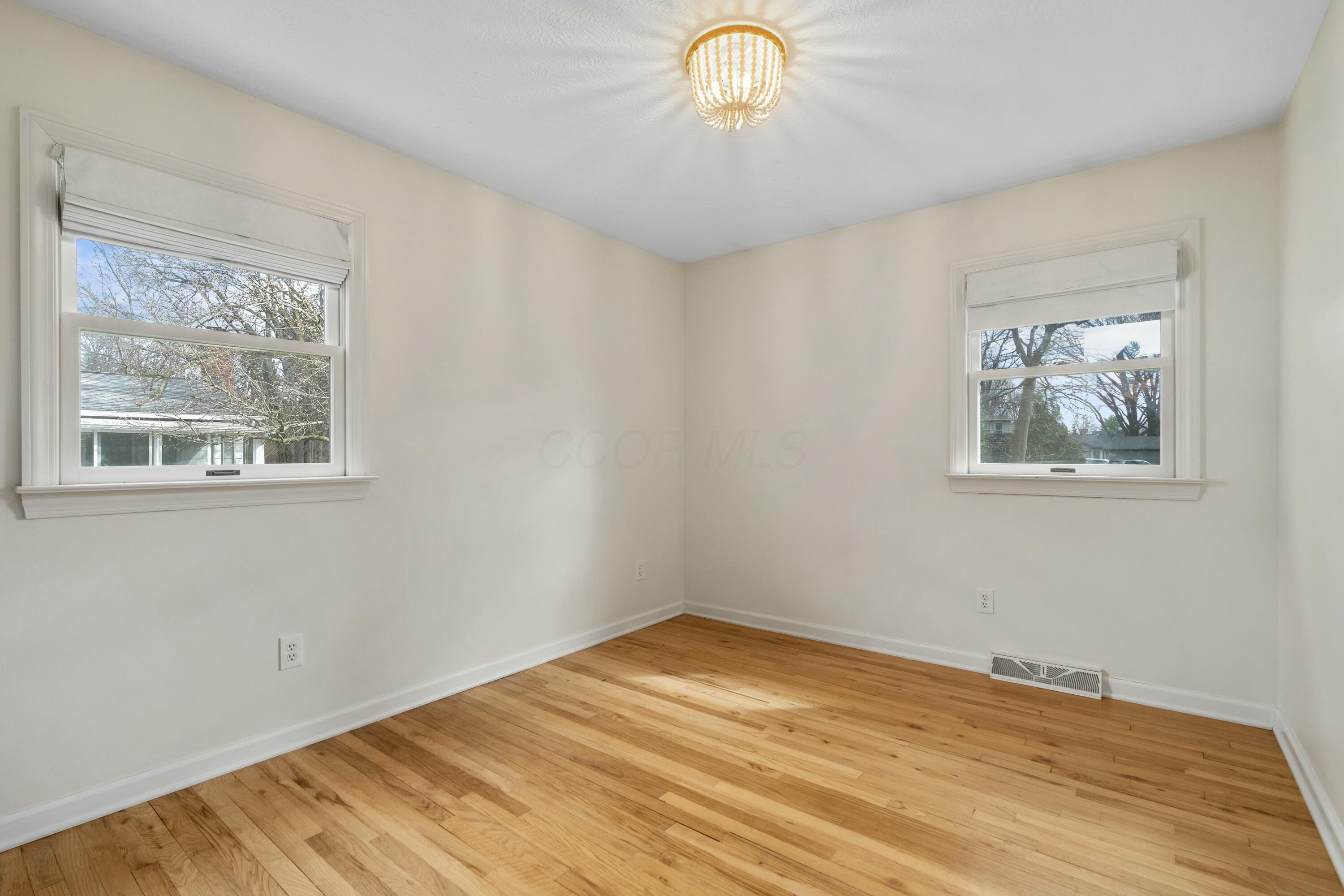 135 Heischman Avenue