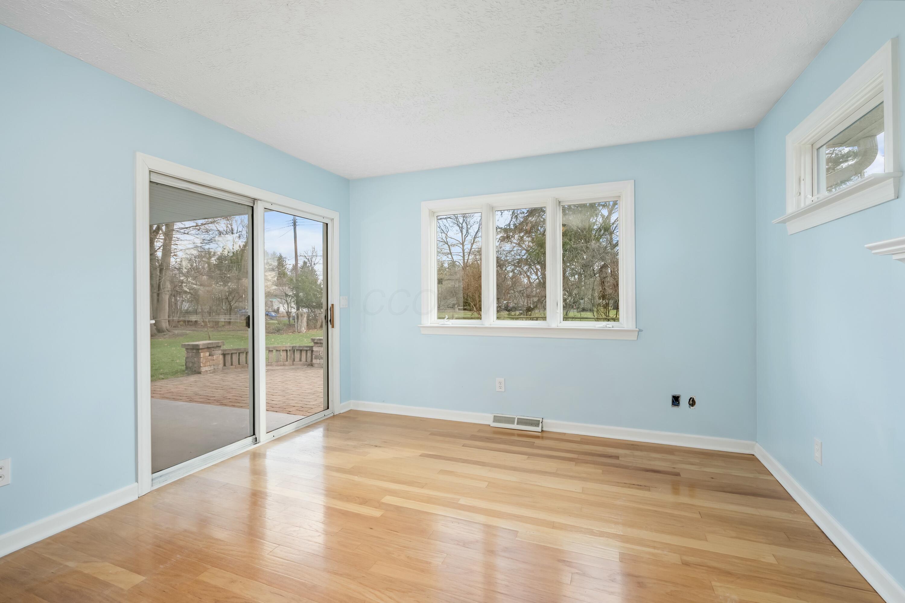 135 Heischman Avenue