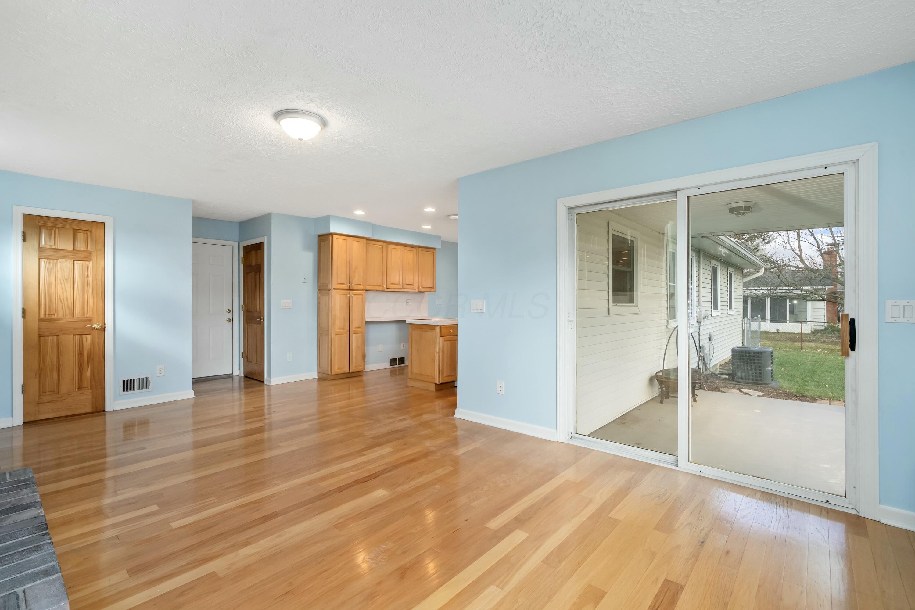 135 Heischman Avenue