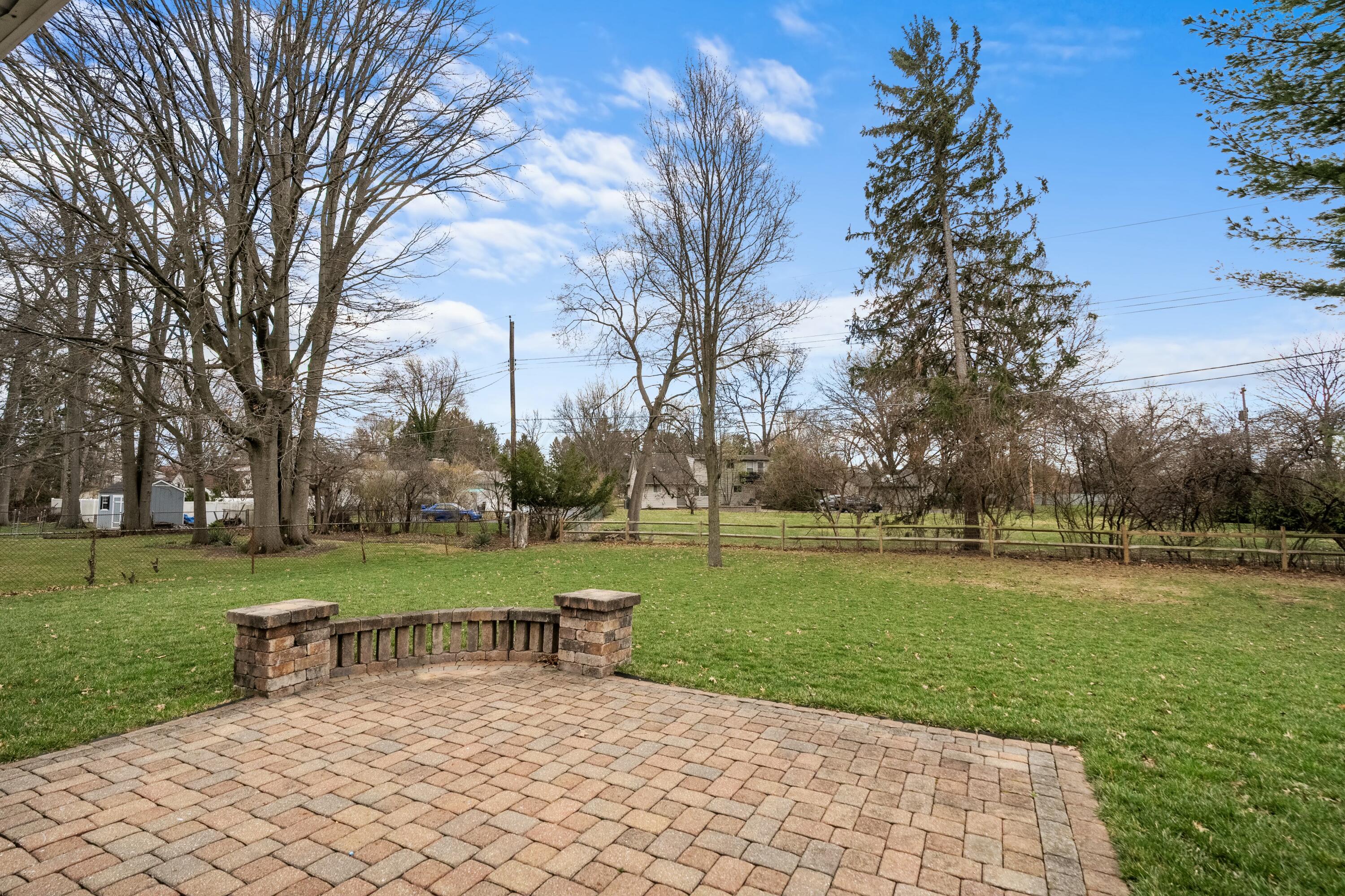135 Heischman Avenue