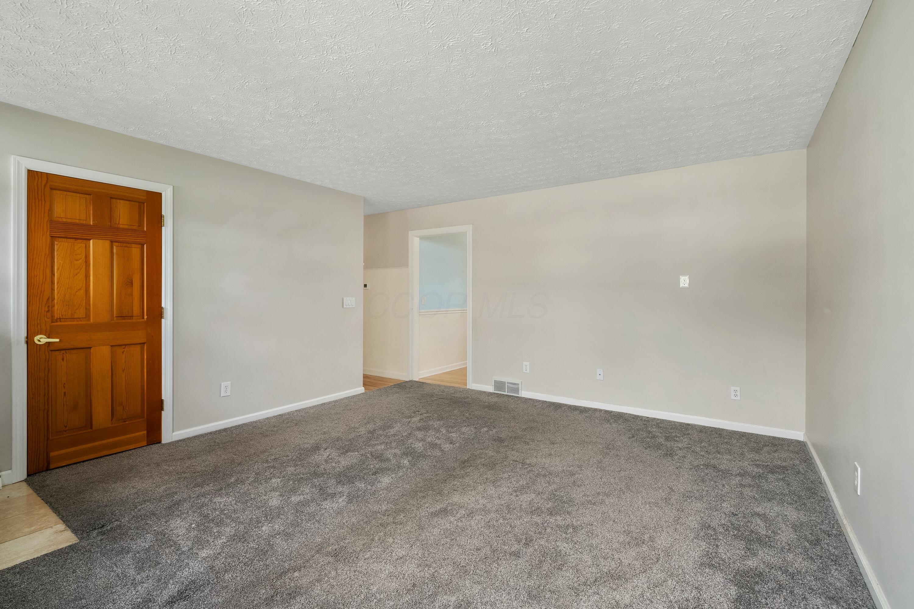 135 Heischman Avenue