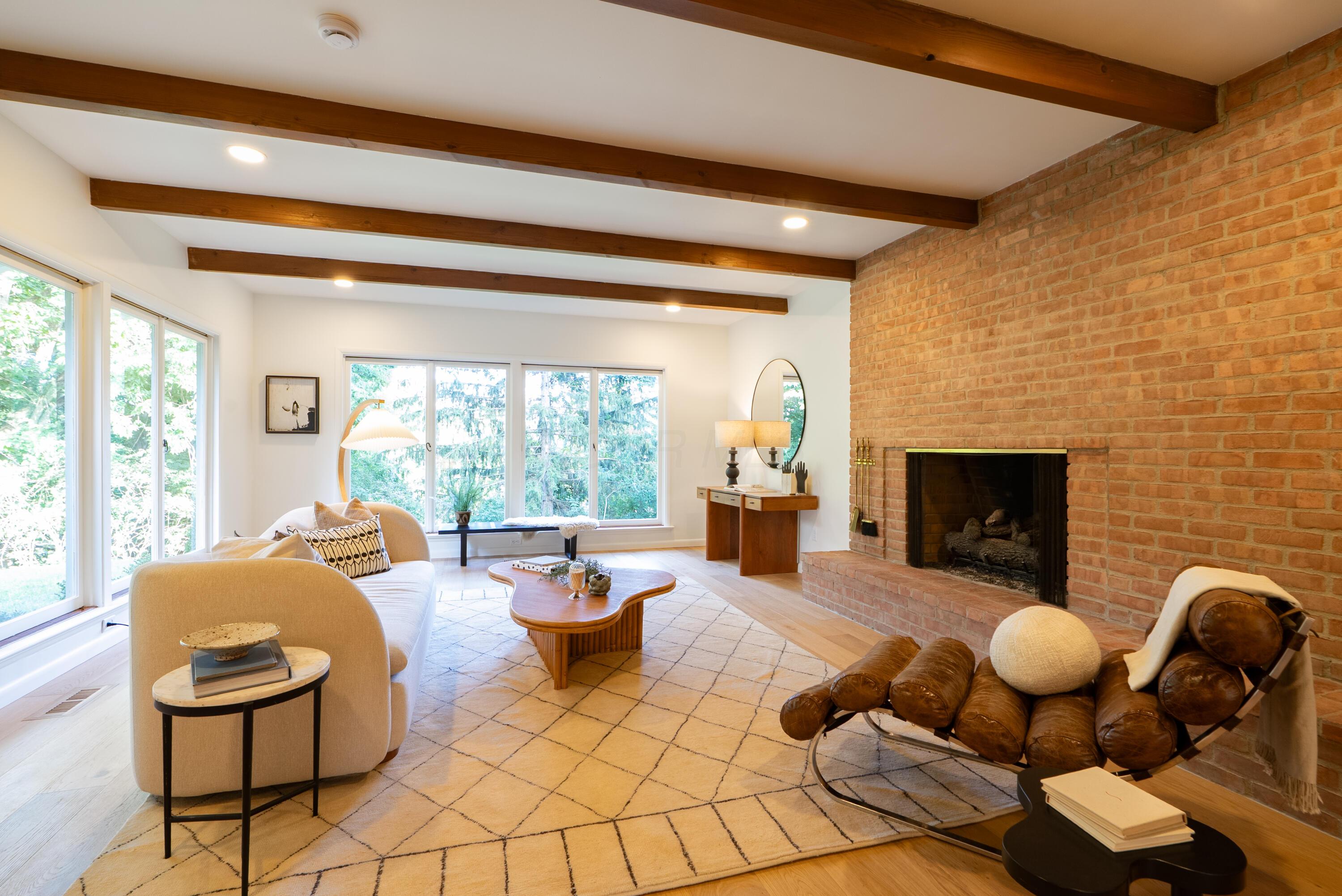 6380 Plesenton Drive