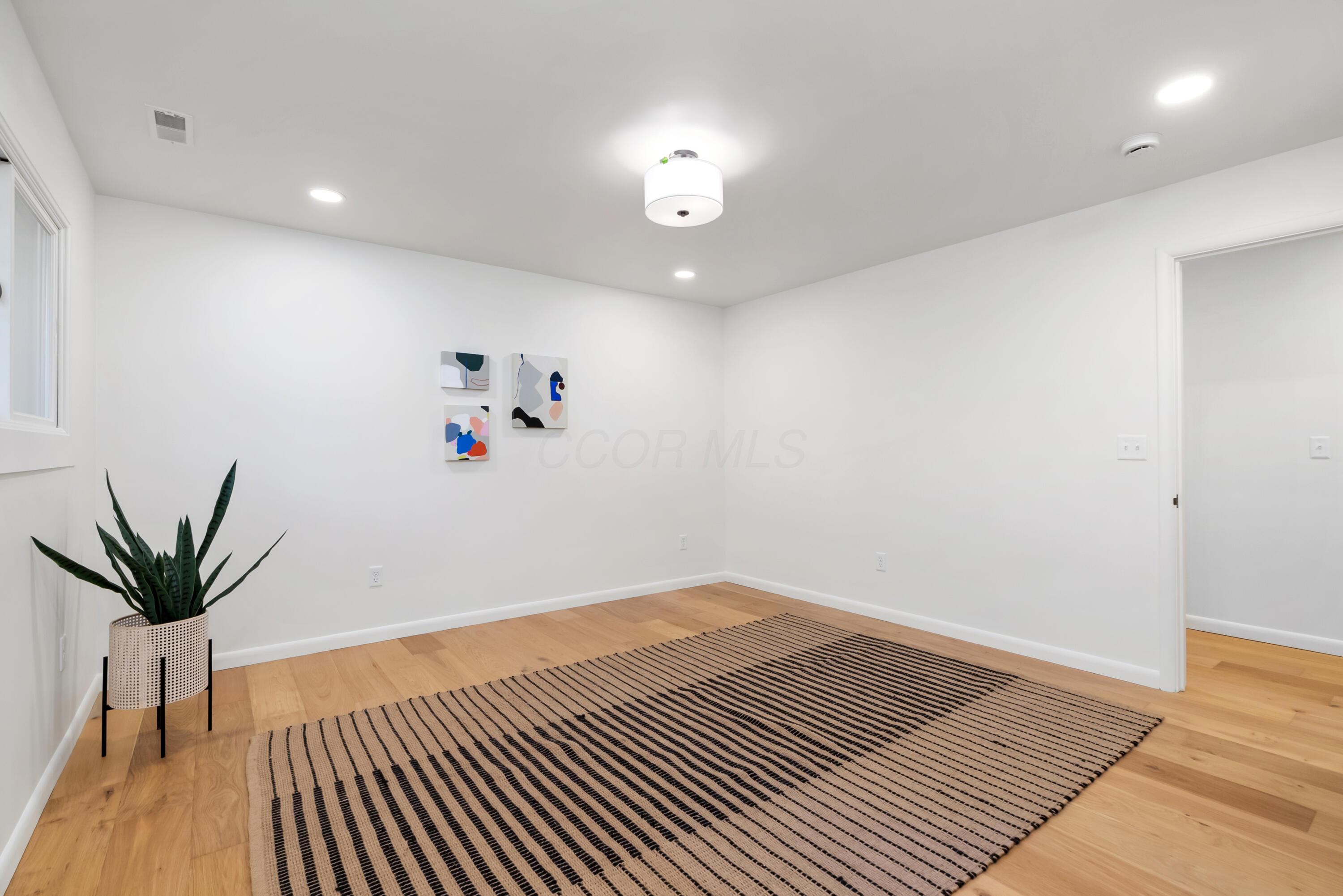 6380 Plesenton Drive