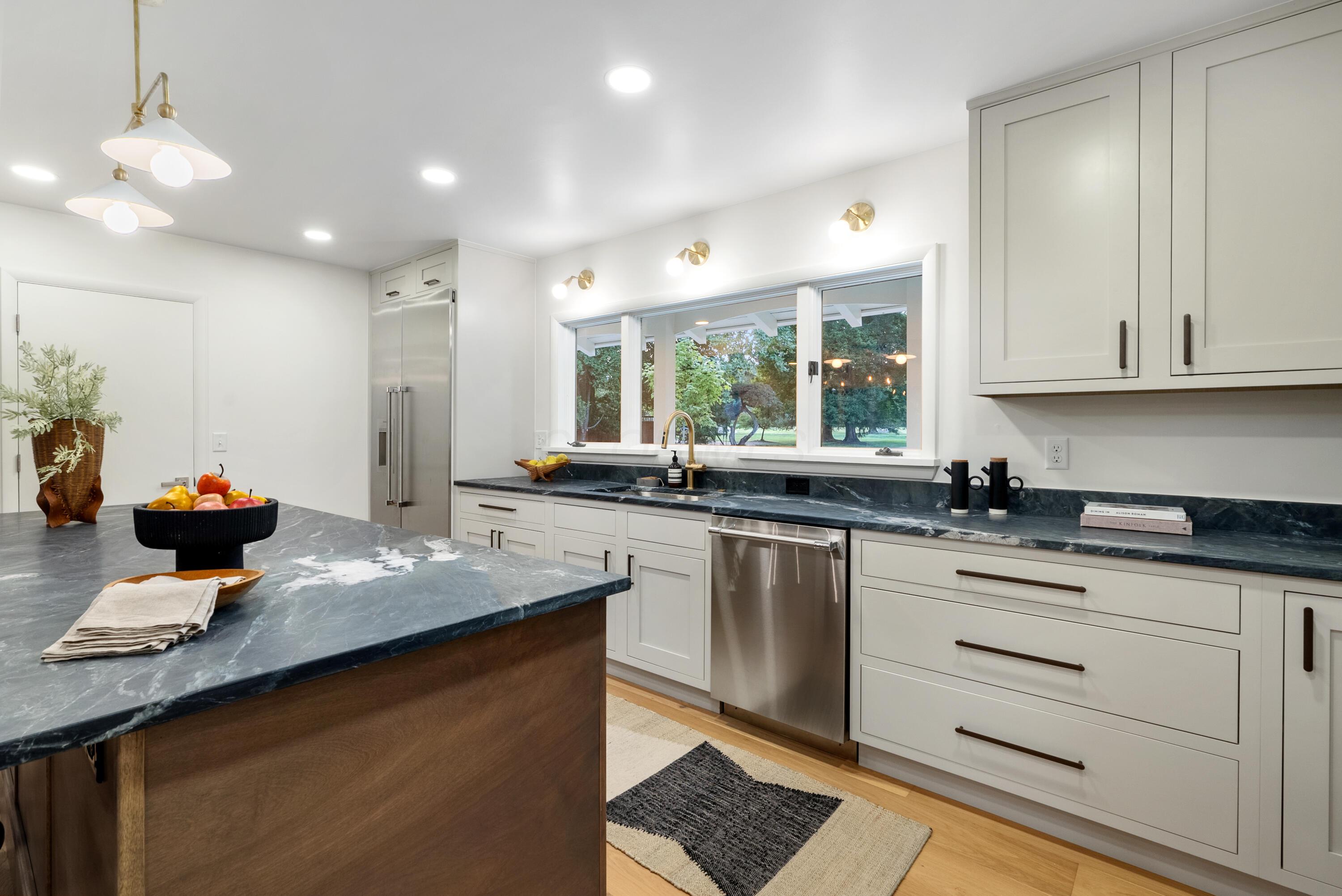 6380 Plesenton Drive