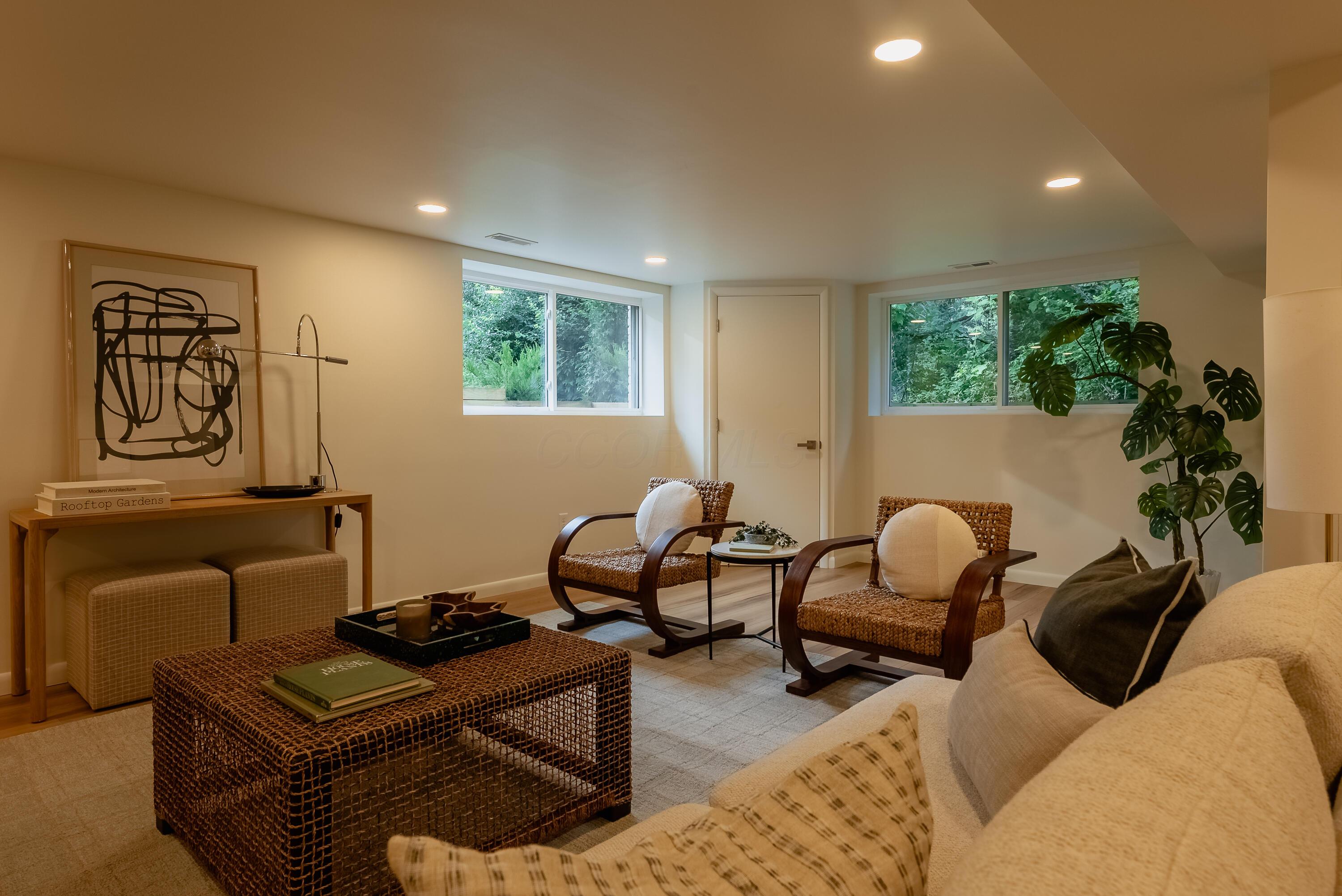 6380 Plesenton Drive