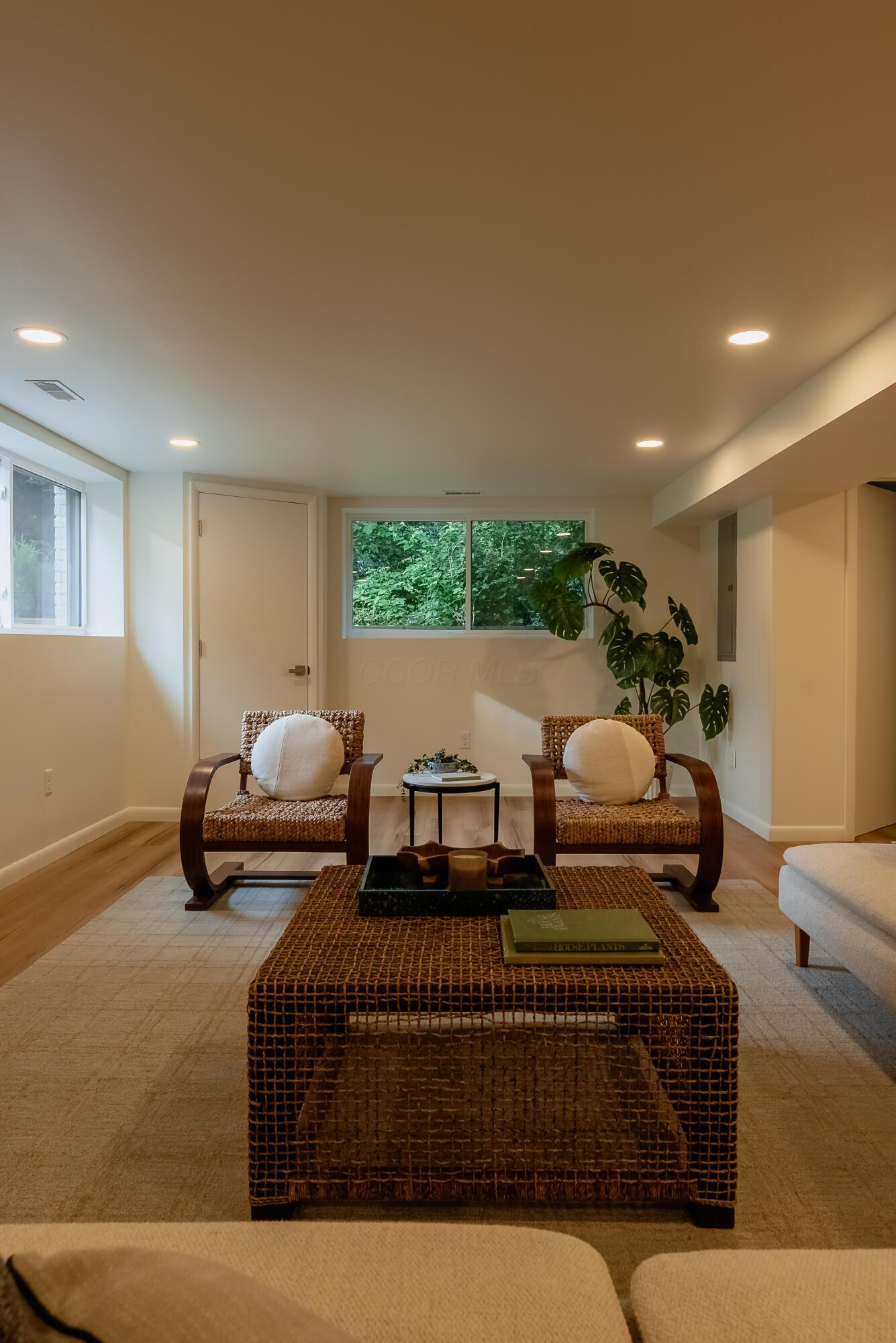 6380 Plesenton Drive