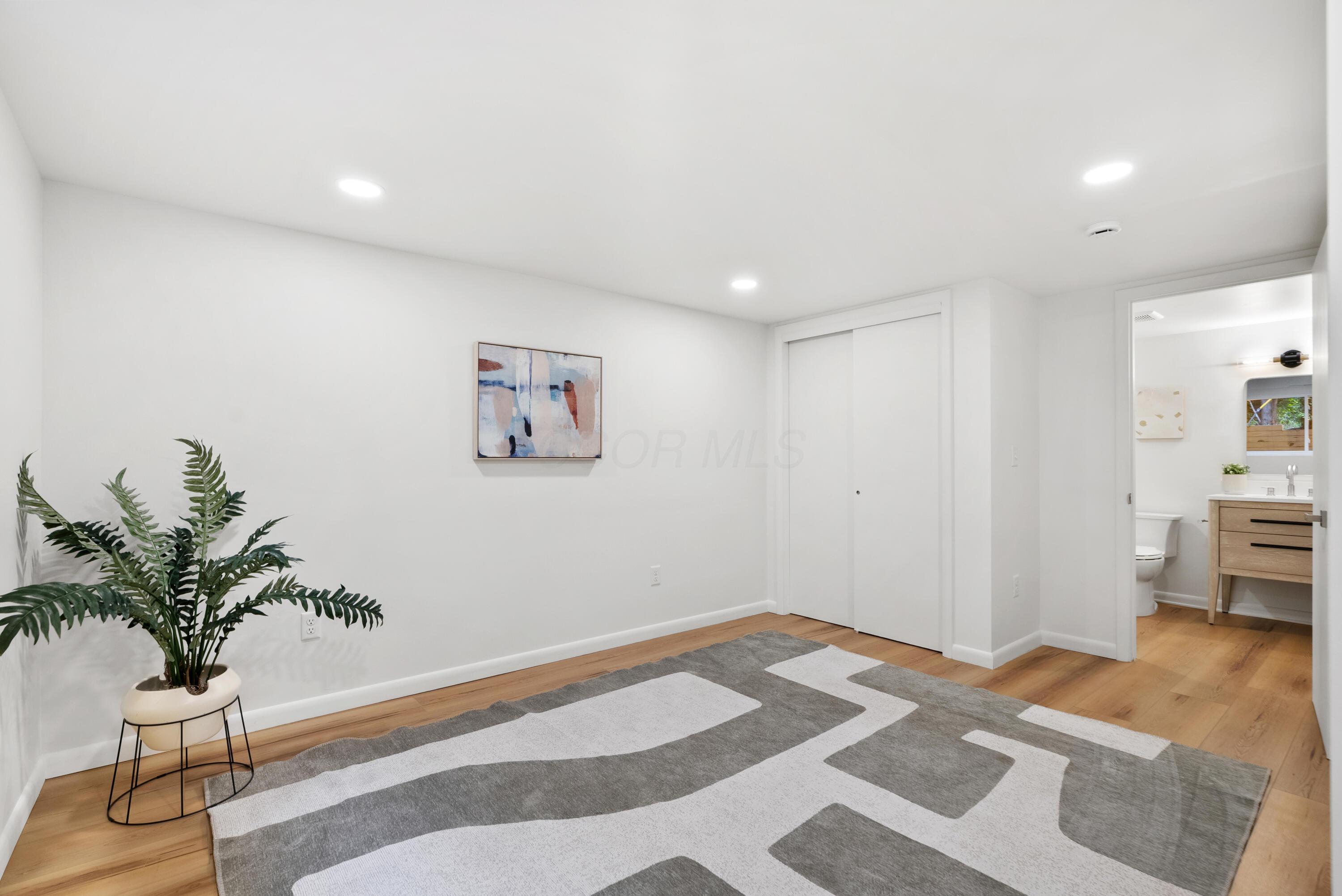 6380 Plesenton Drive