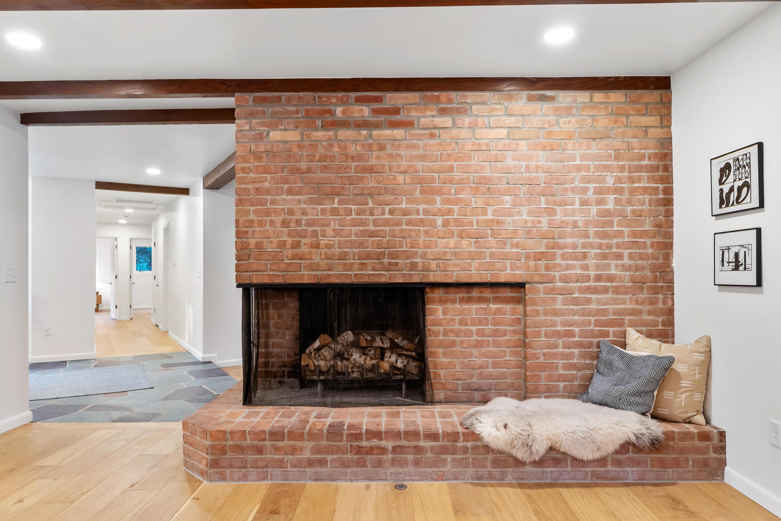 6380 Plesenton Drive