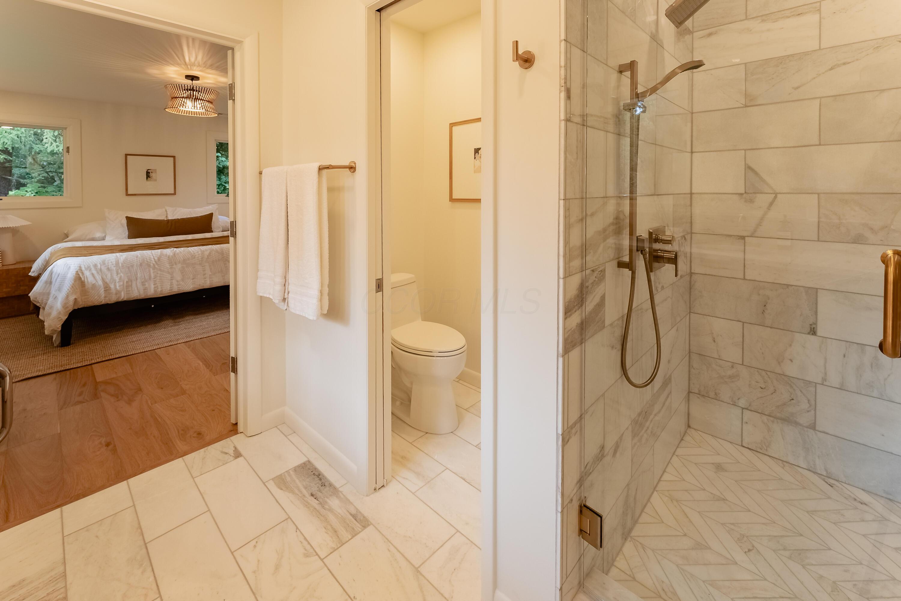 6380 Plesenton Drive