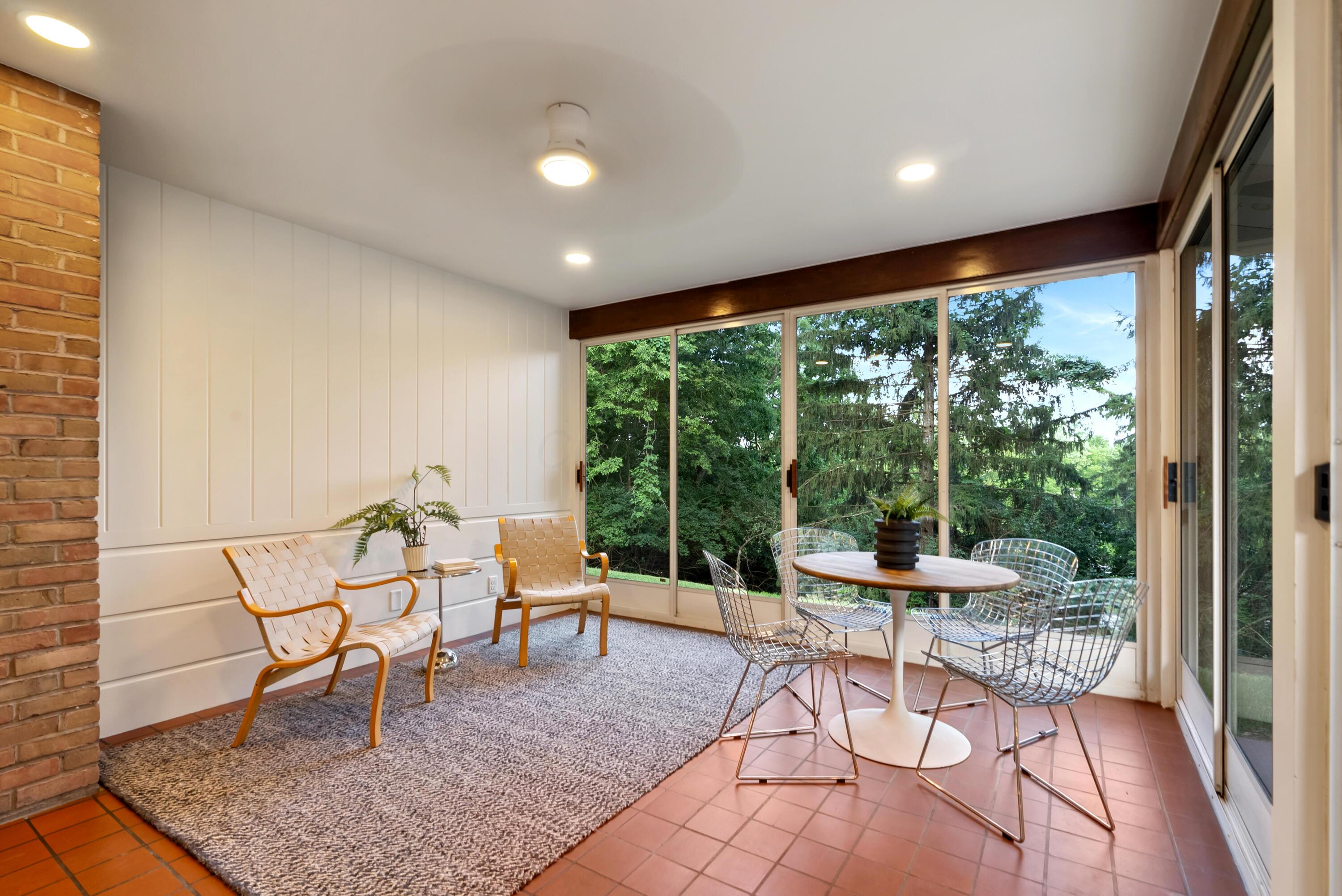 6380 Plesenton Drive