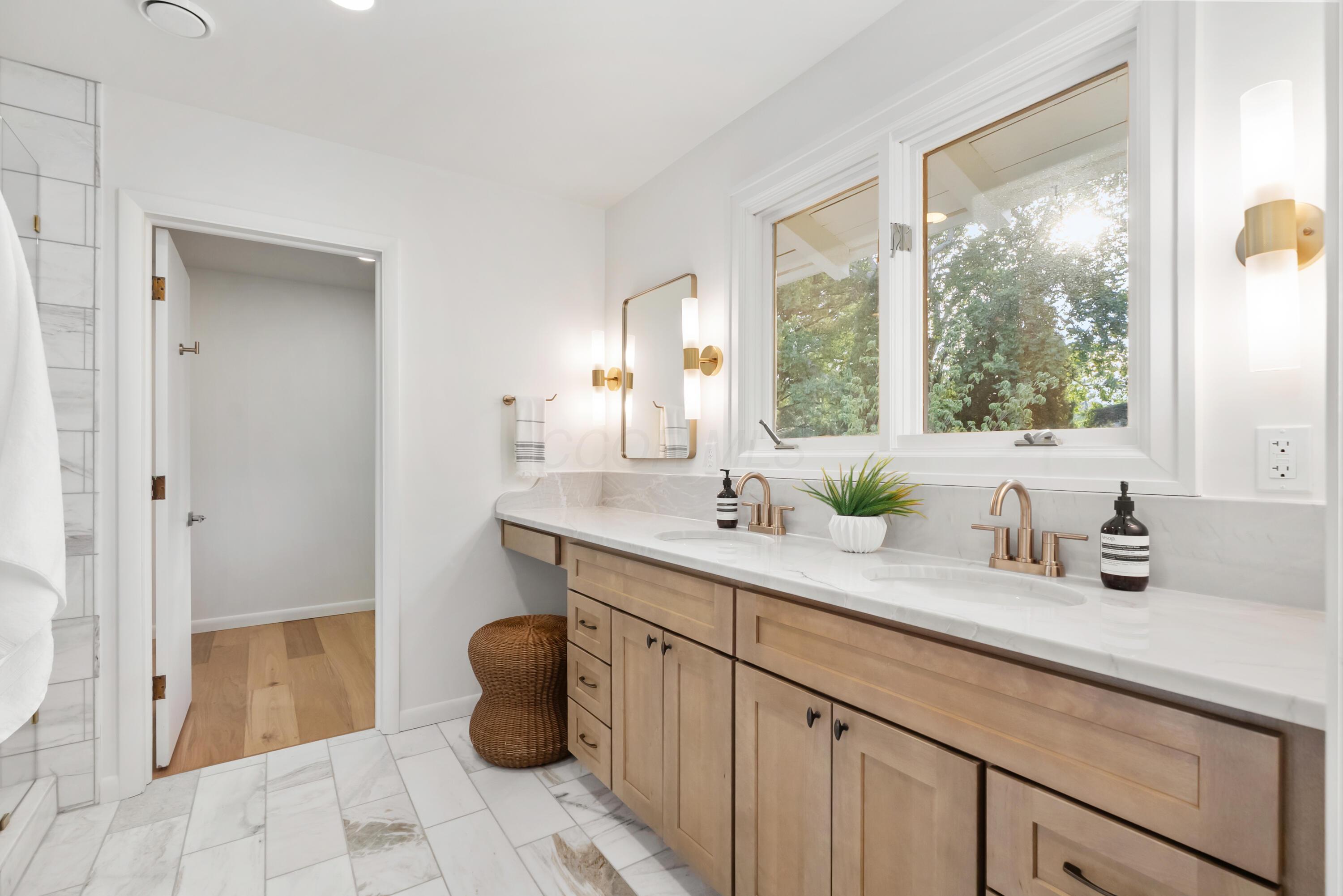 6380 Plesenton Drive