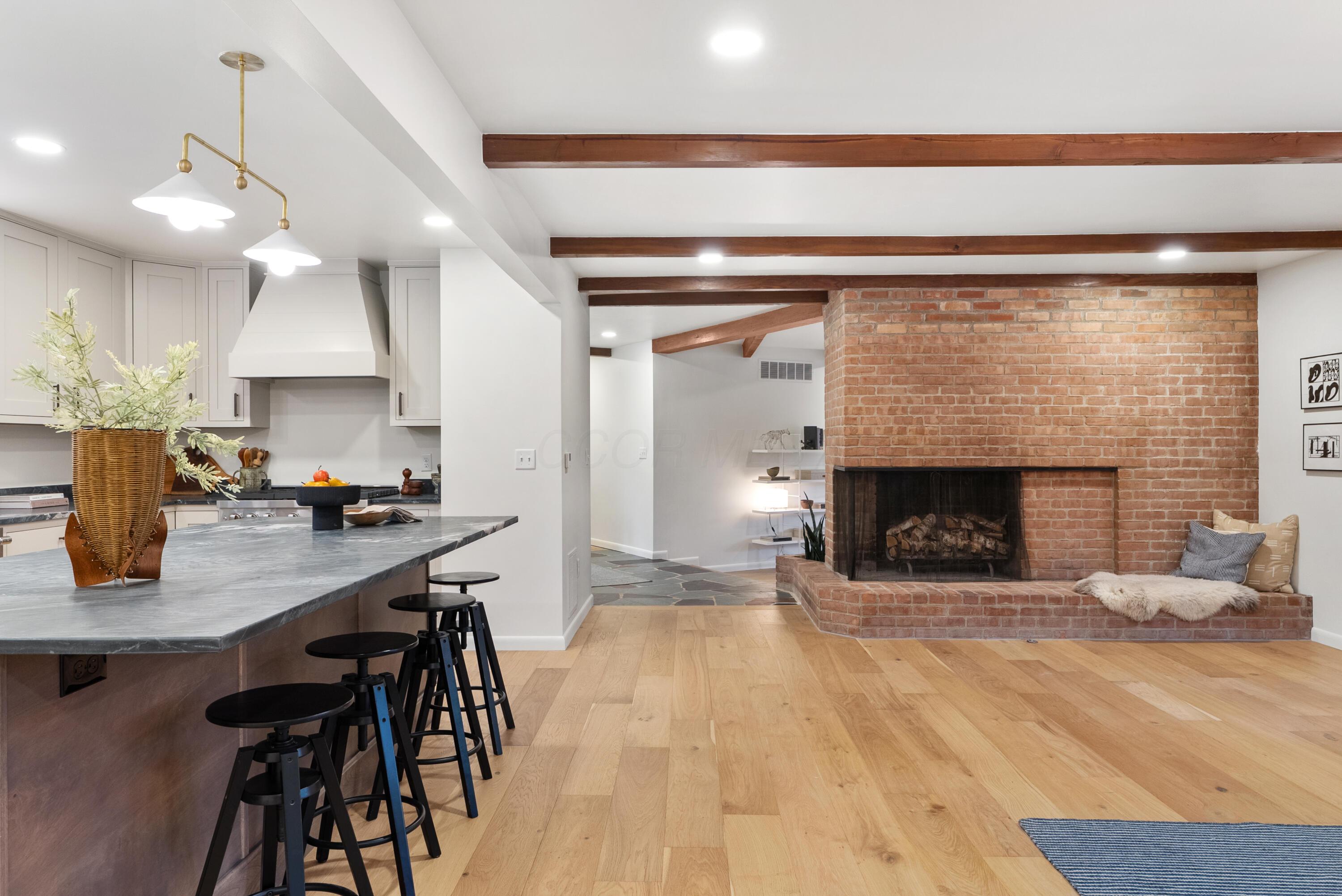 6380 Plesenton Drive