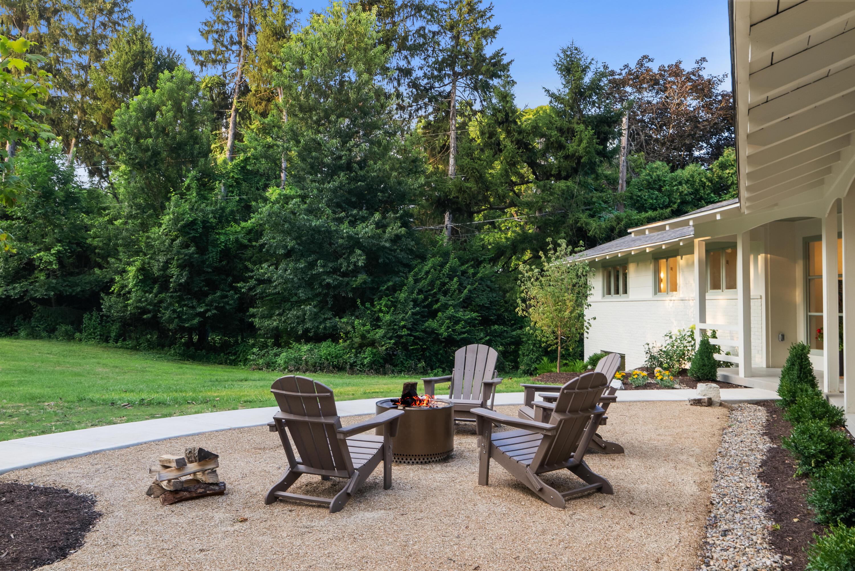 6380 Plesenton Drive