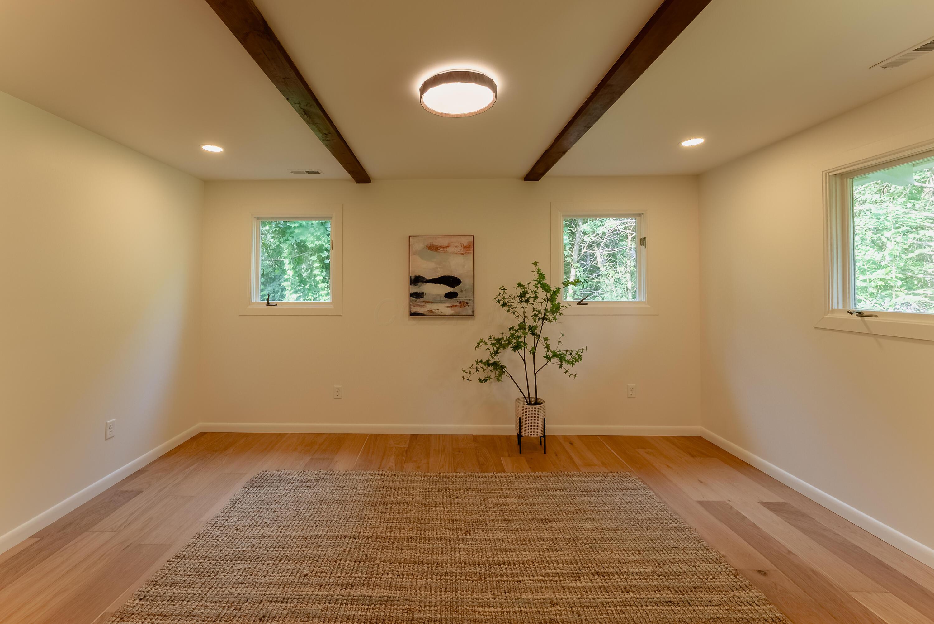 6380 Plesenton Drive