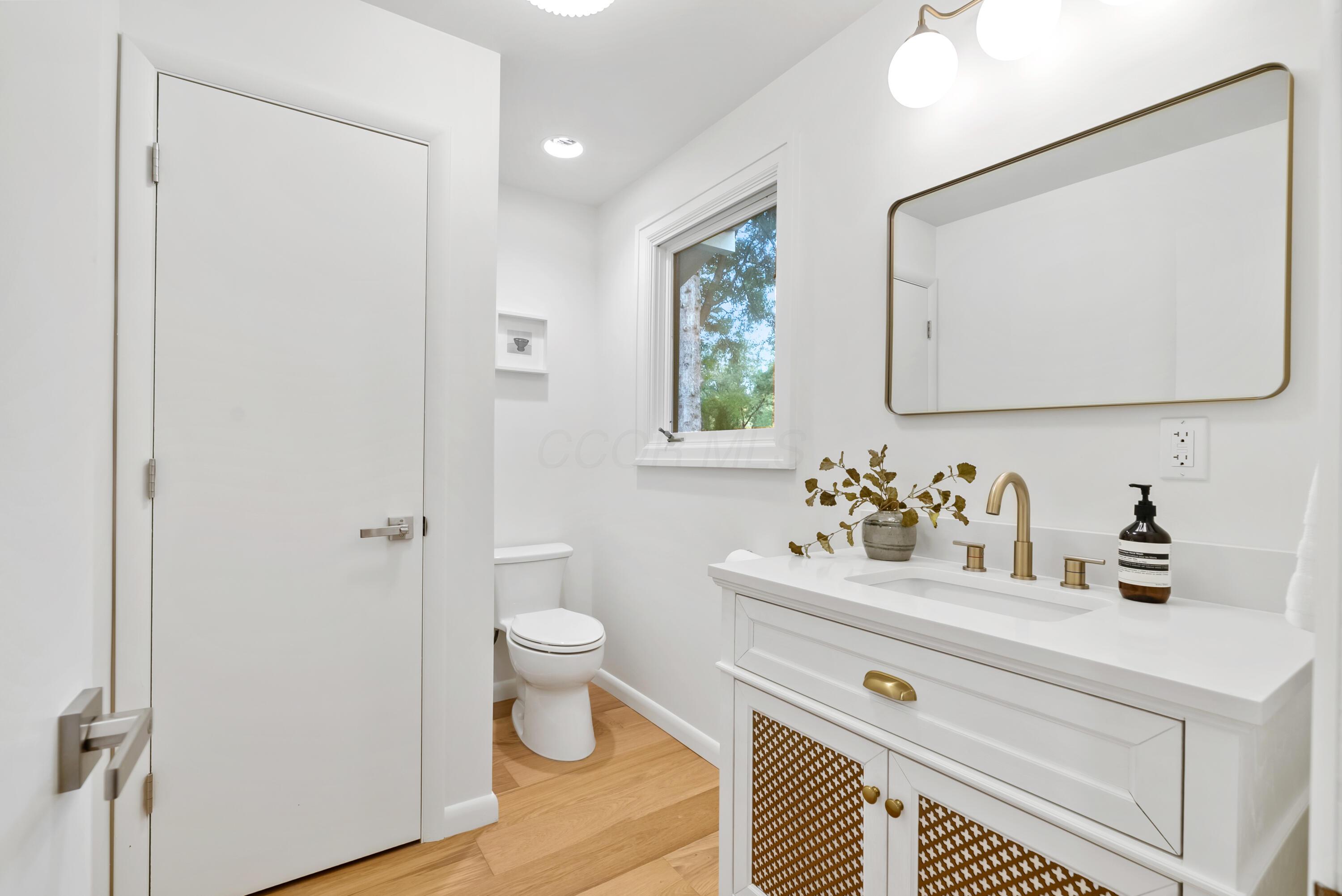 6380 Plesenton Drive