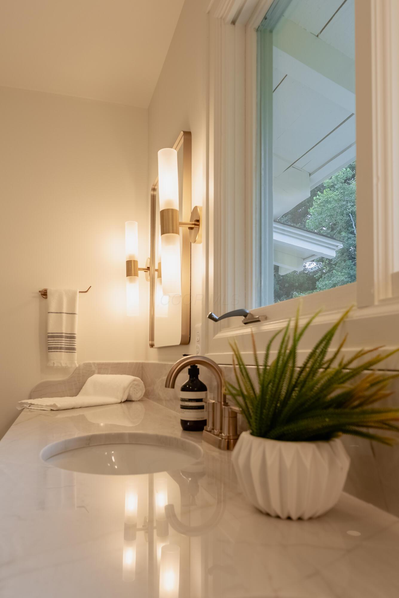 6380 Plesenton Drive