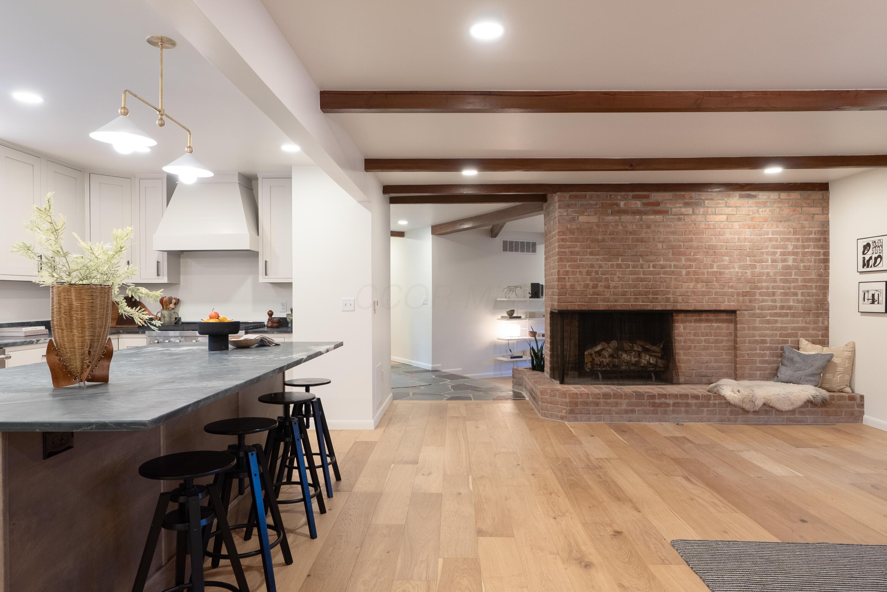 6380 Plesenton Drive