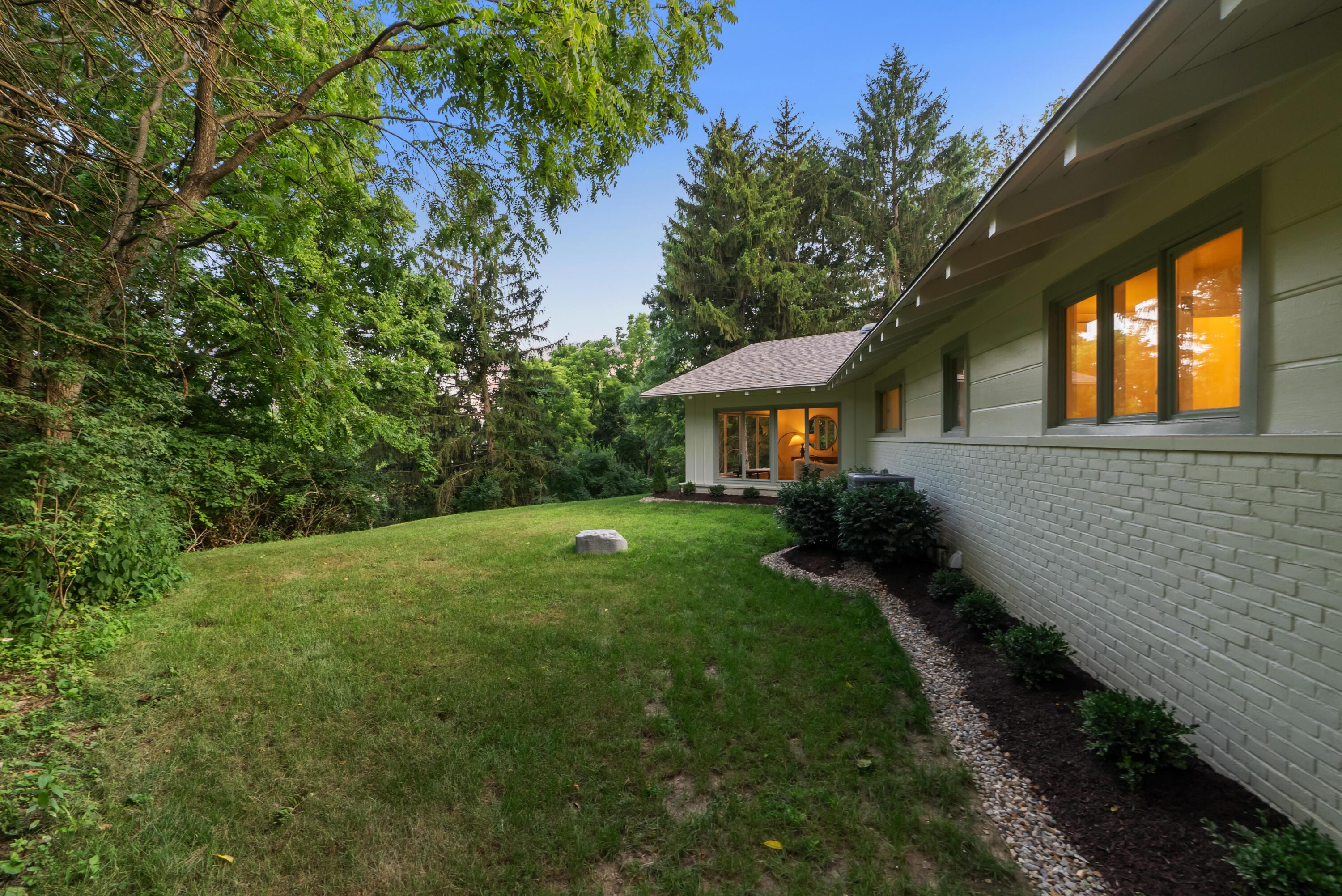 6380 Plesenton Drive