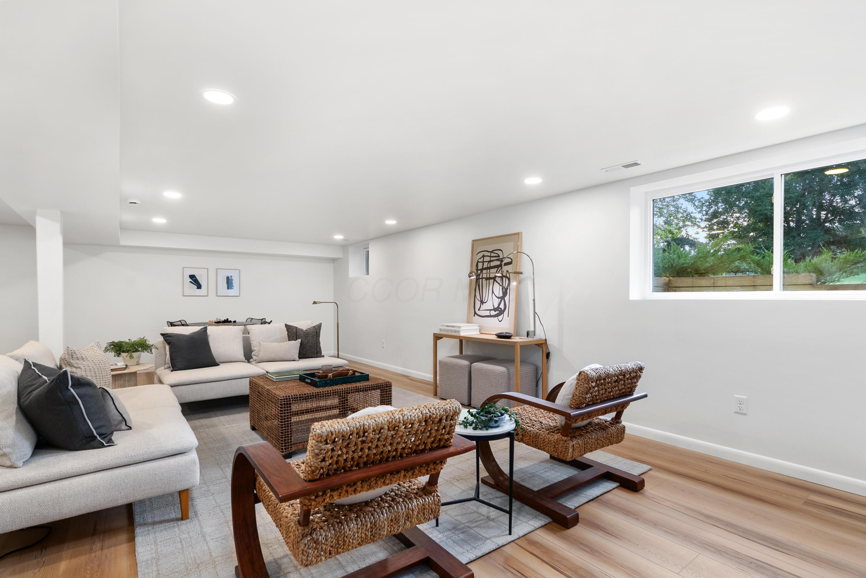 6380 Plesenton Drive