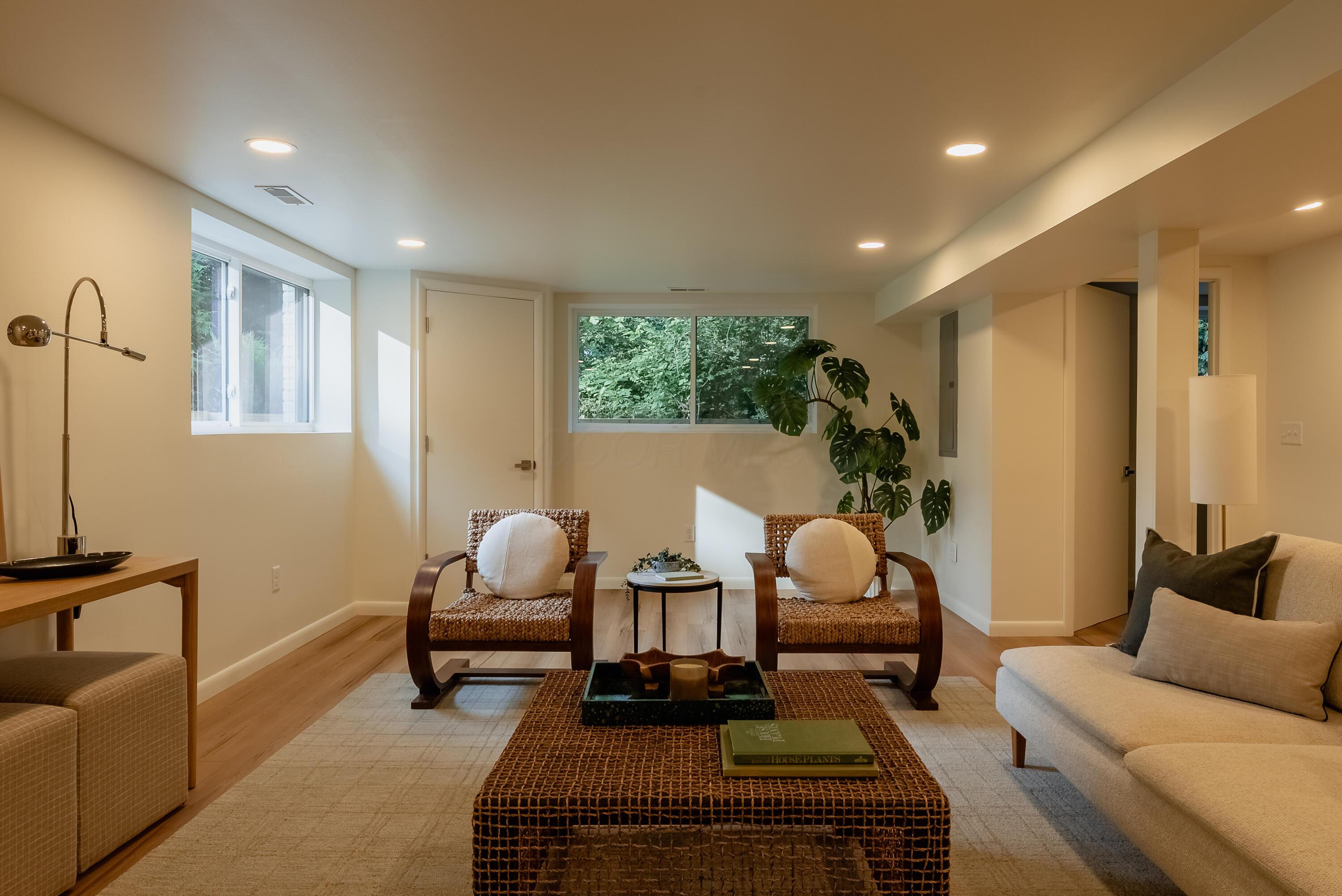 6380 Plesenton Drive