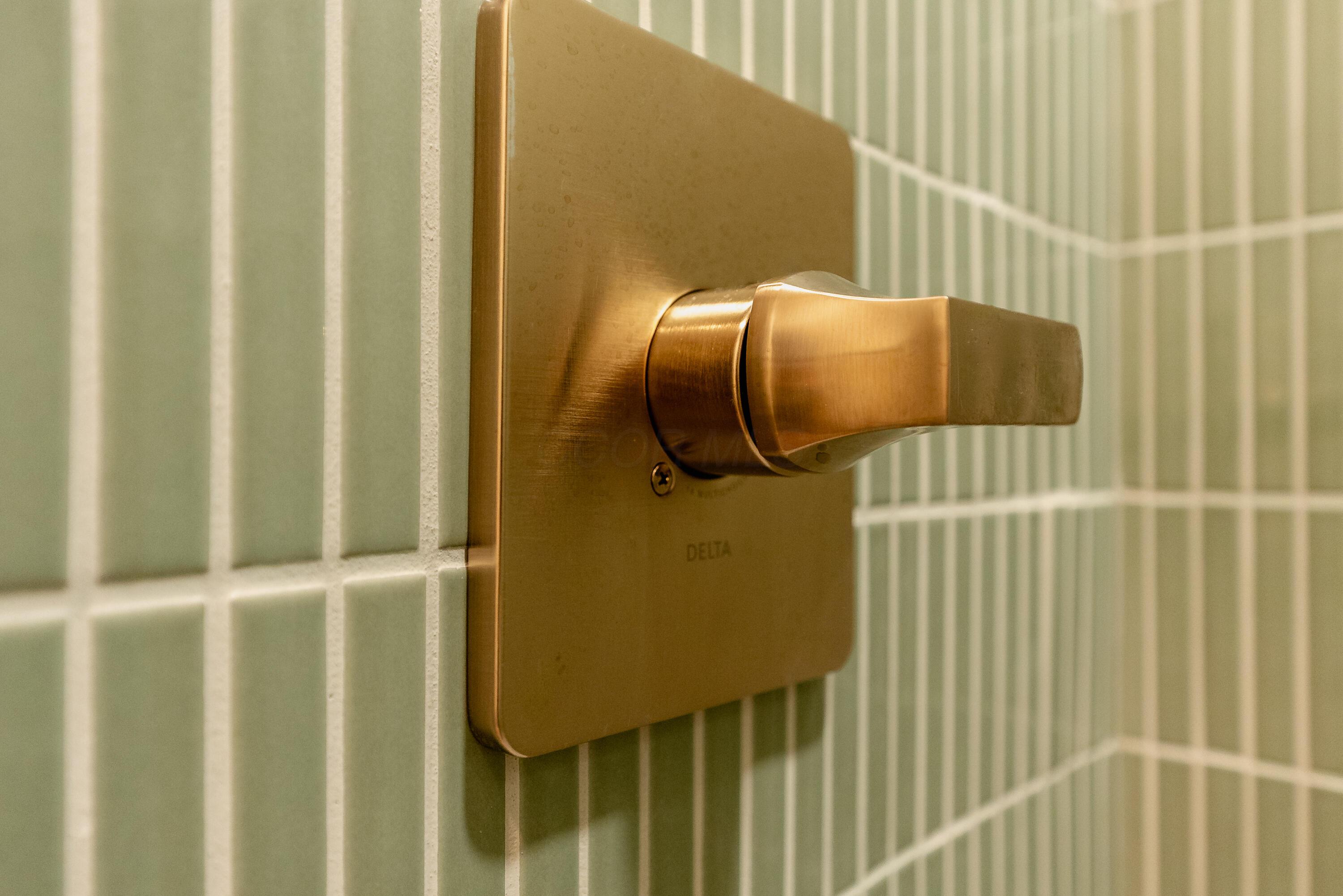 6380 Plesenton Drive