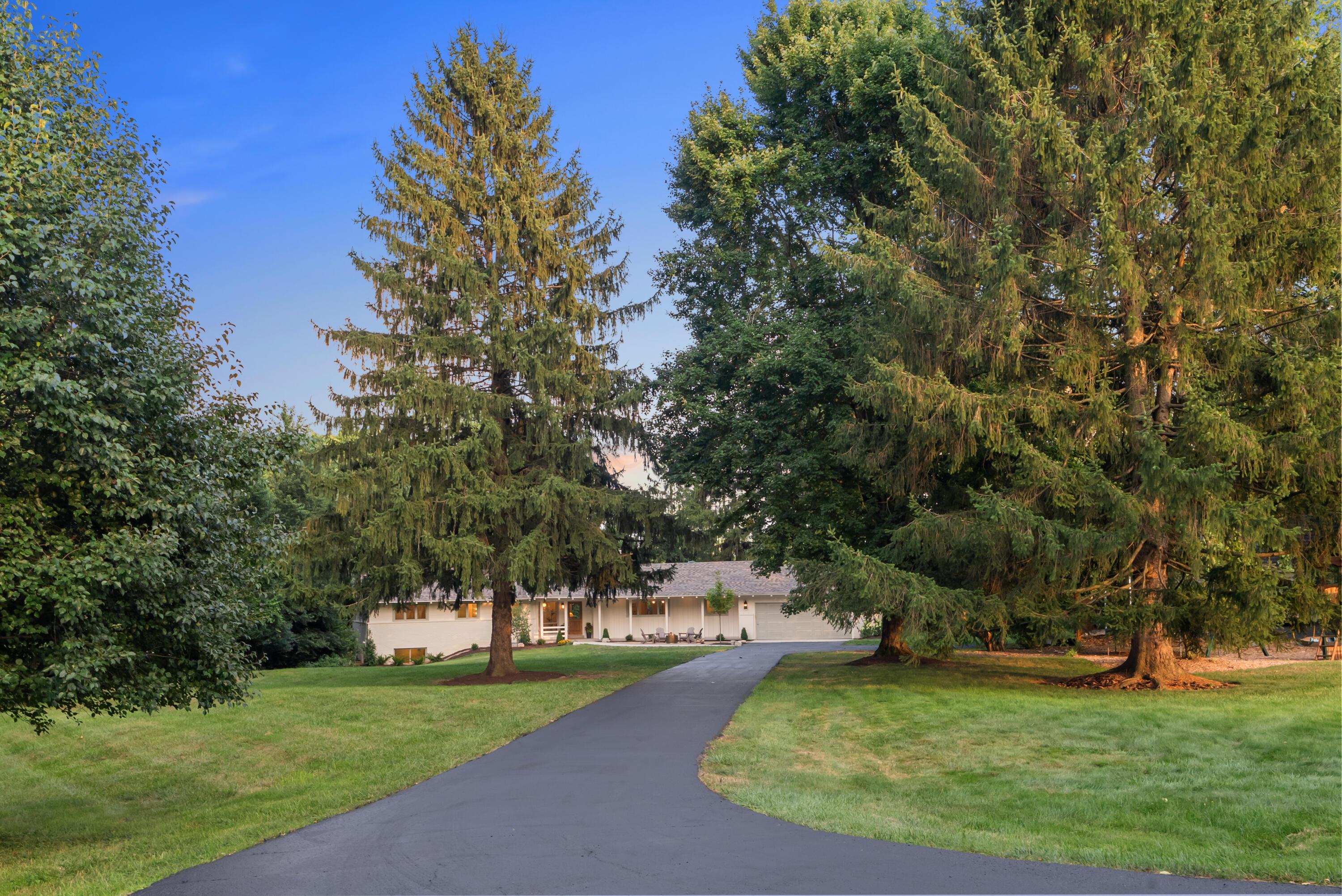 6380 Plesenton Drive