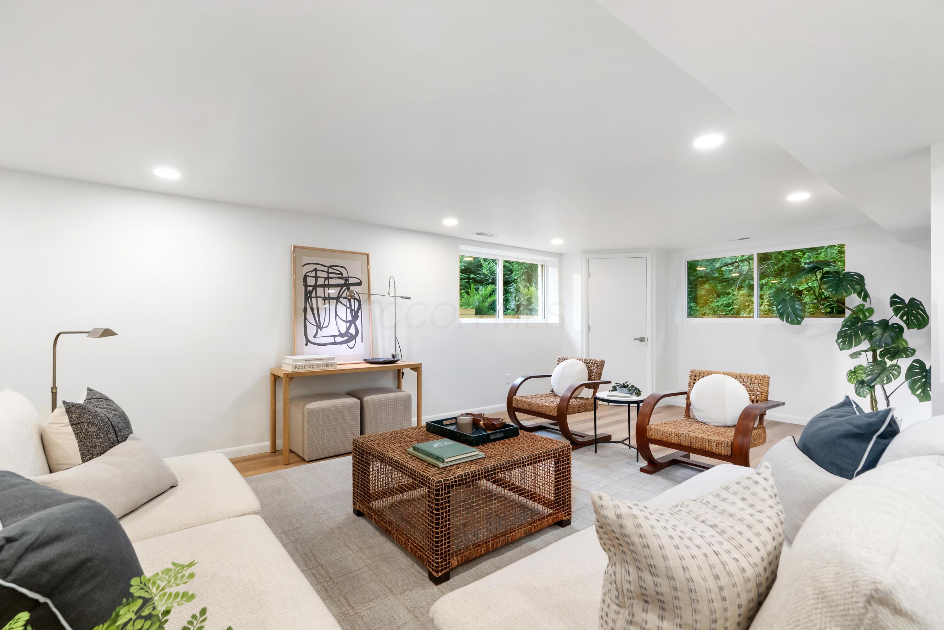 6380 Plesenton Drive