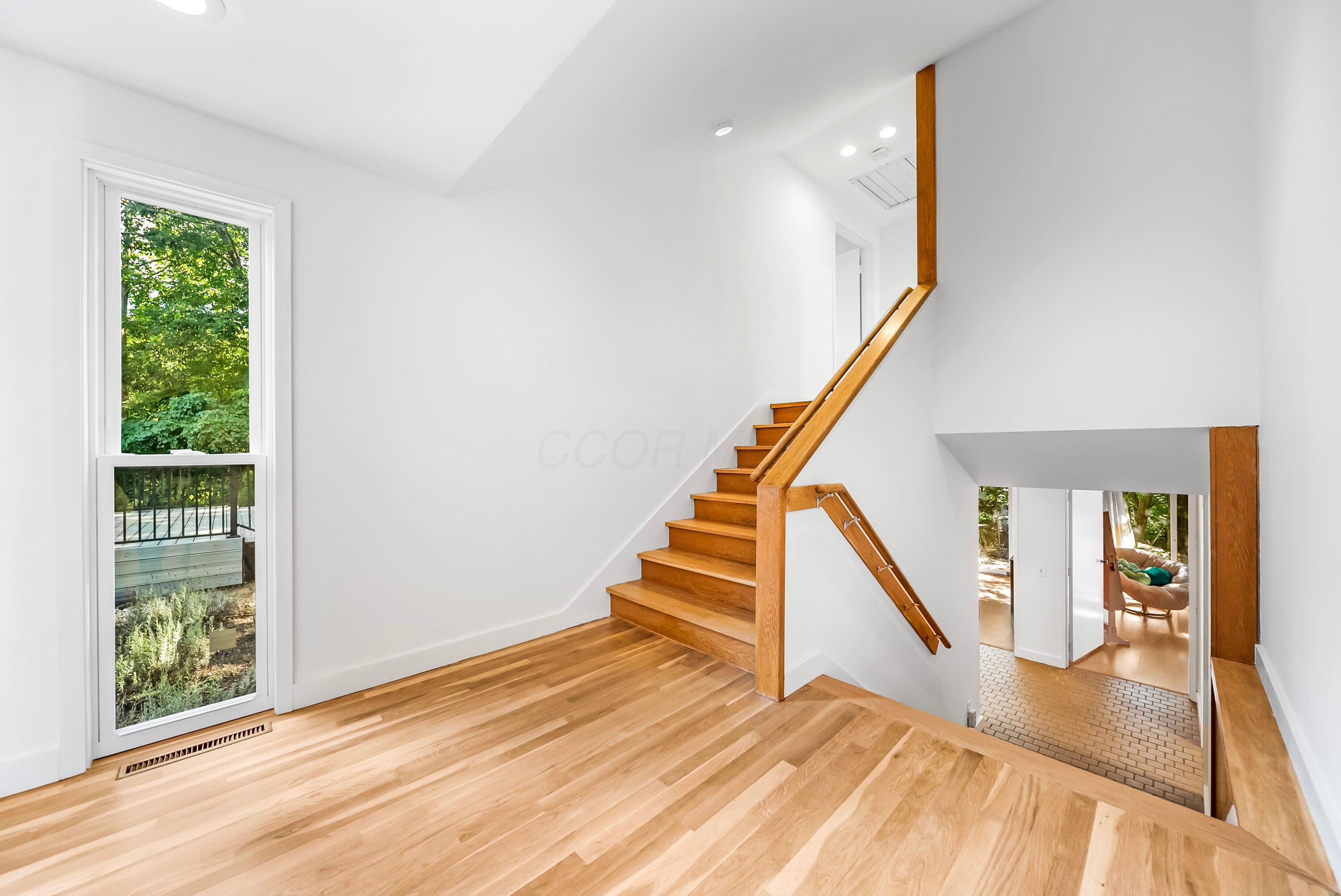 785 Old Woods Road