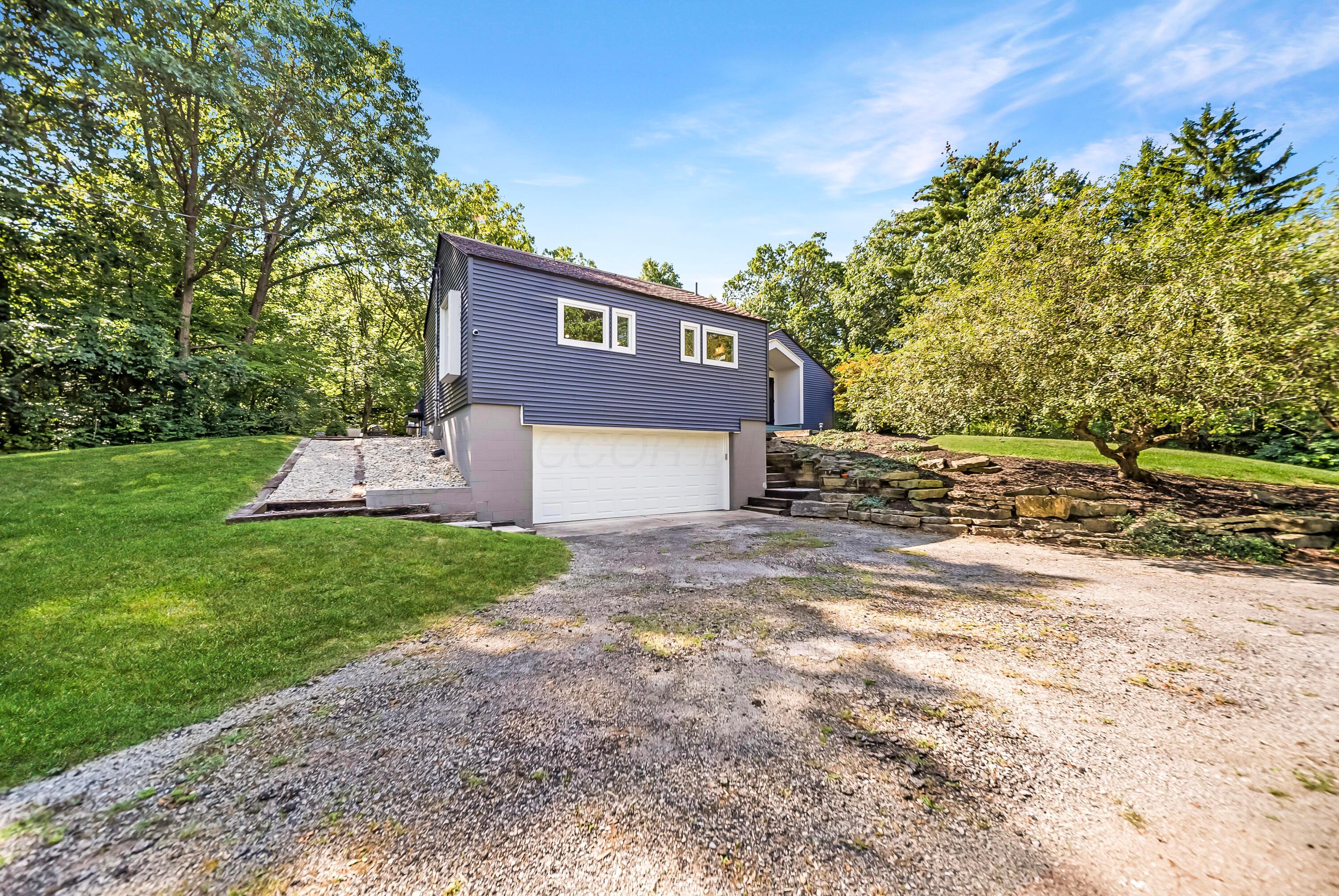 785 Old Woods Road