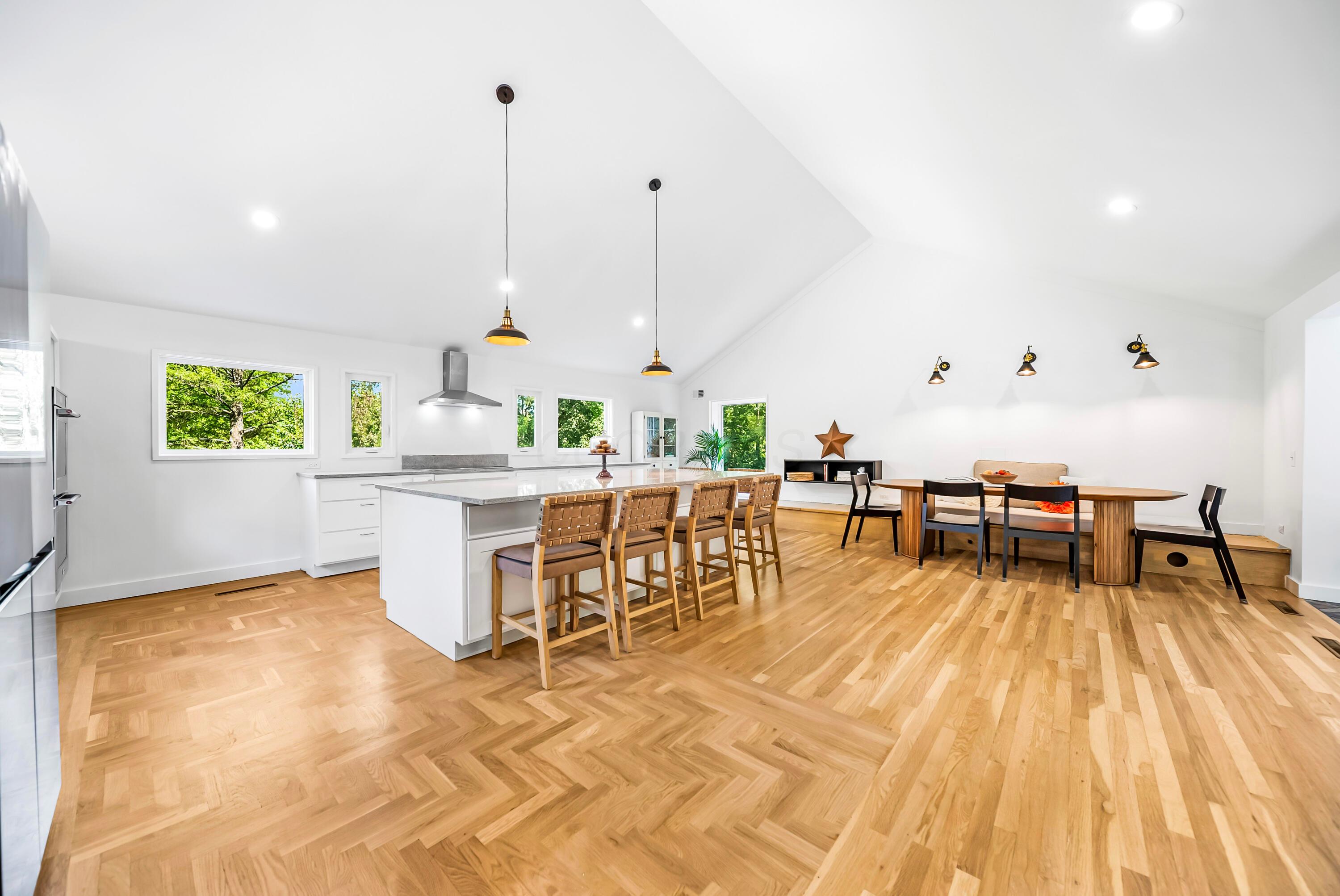 785 Old Woods Road